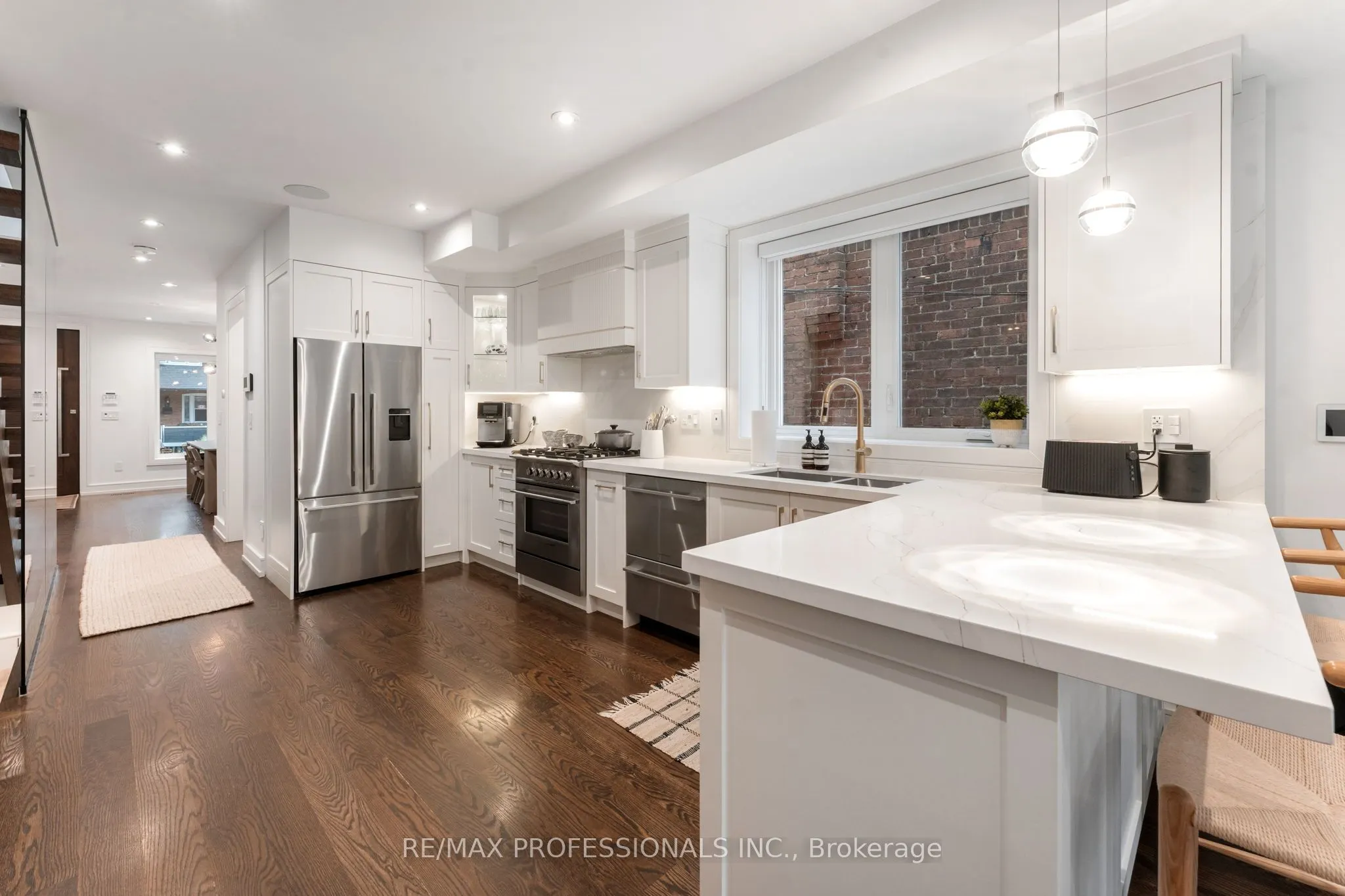 12 Mayfield Avenue