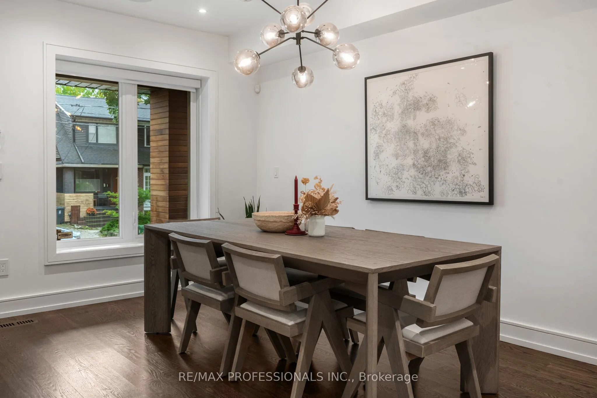 12 Mayfield Avenue