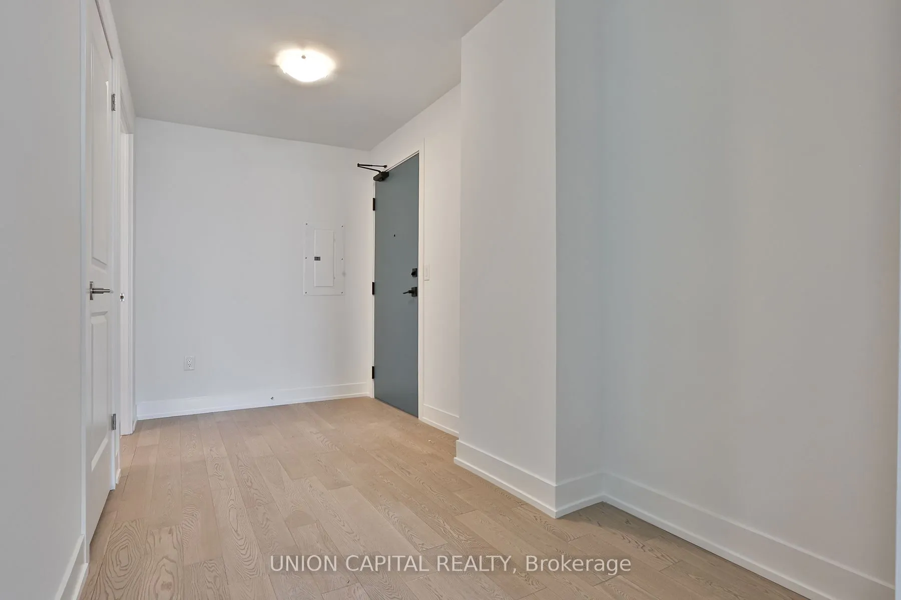 1063 Douglas Mccurdy Comm Circle, #1104