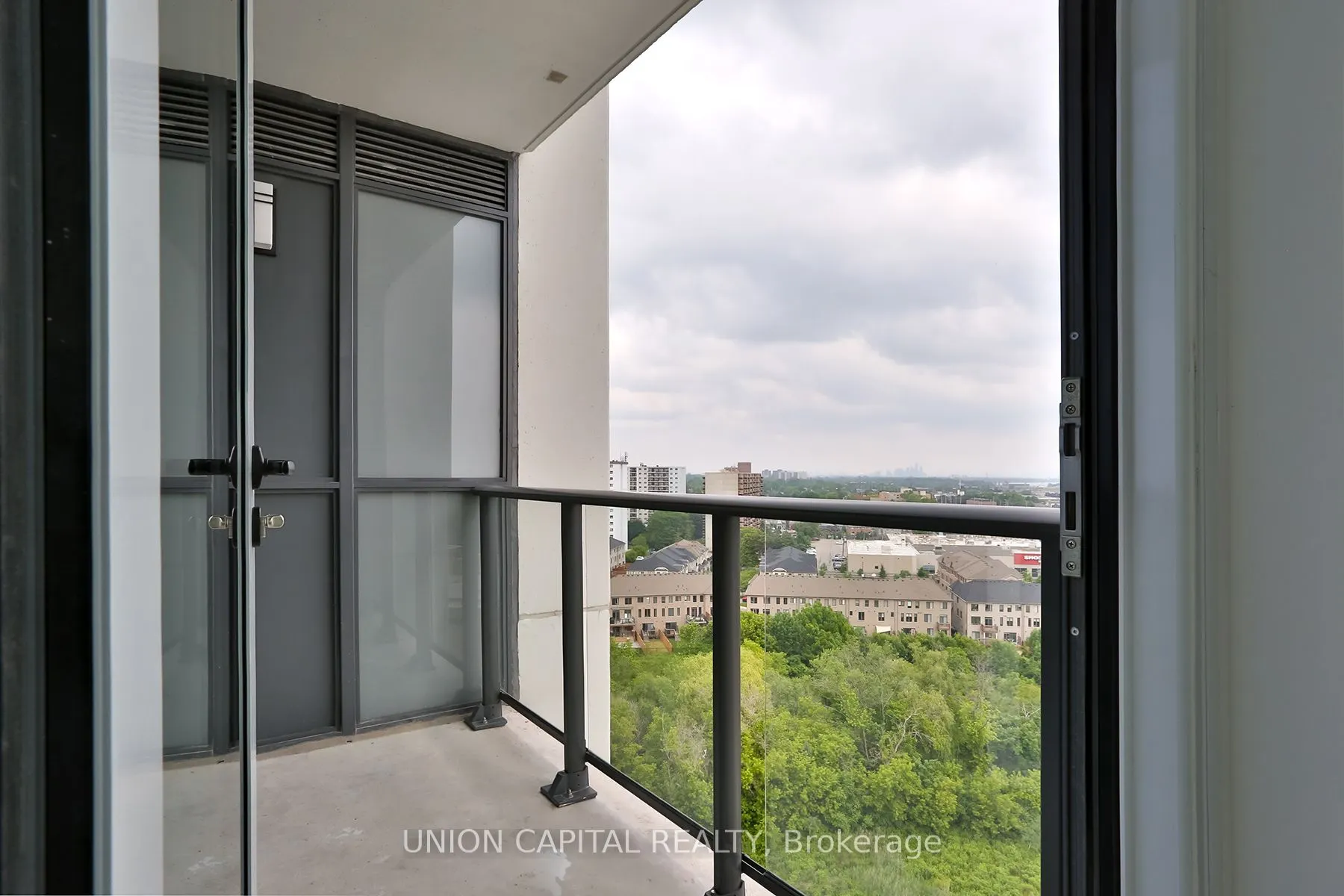 1063 Douglas Mccurdy Comm Circle, #1104