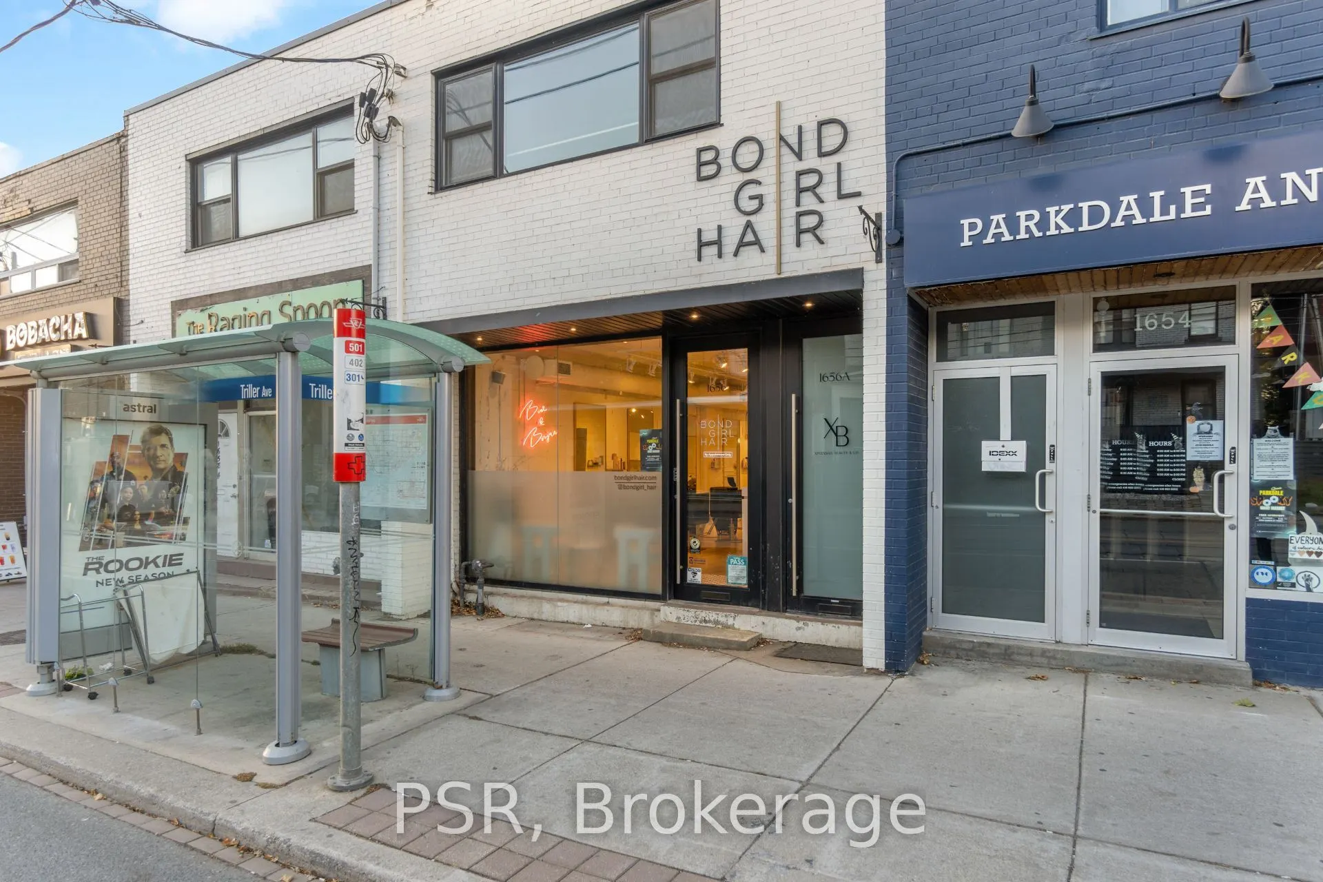 1656 Queen Street W
