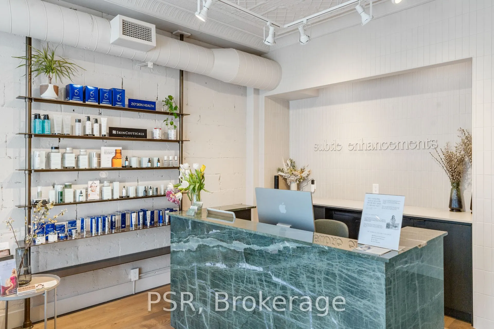 1656 Queen Street W