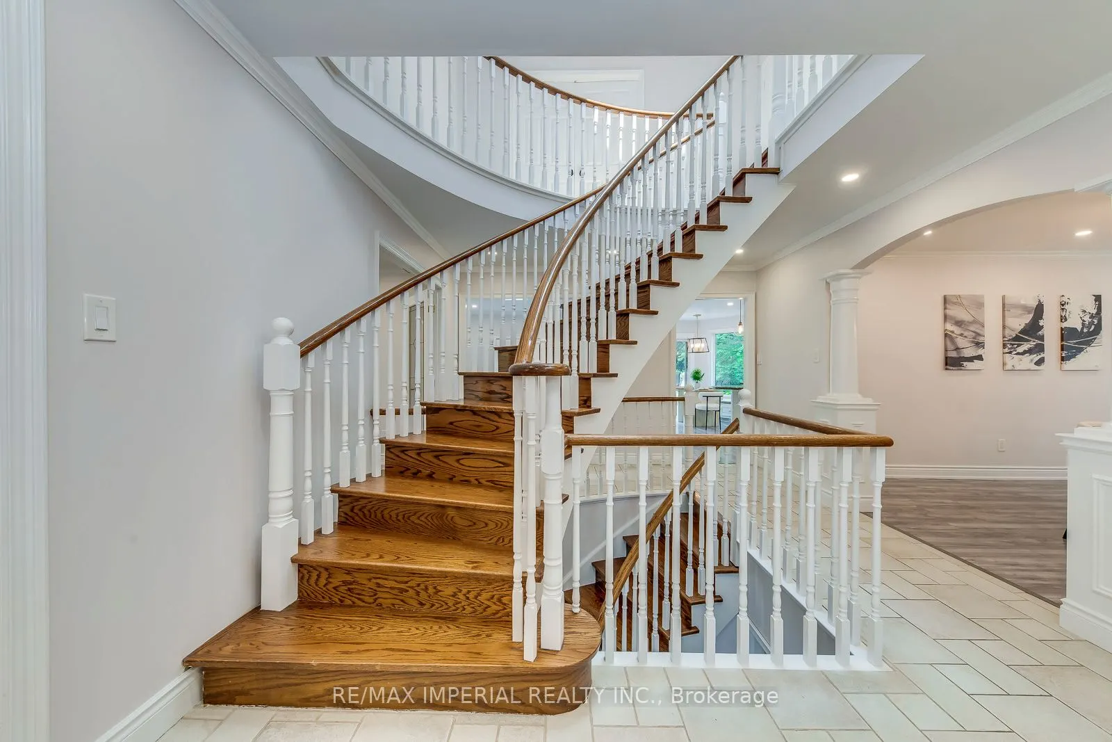 341 Acacia Court