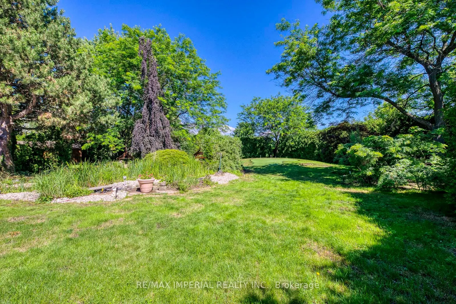 341 Acacia Court