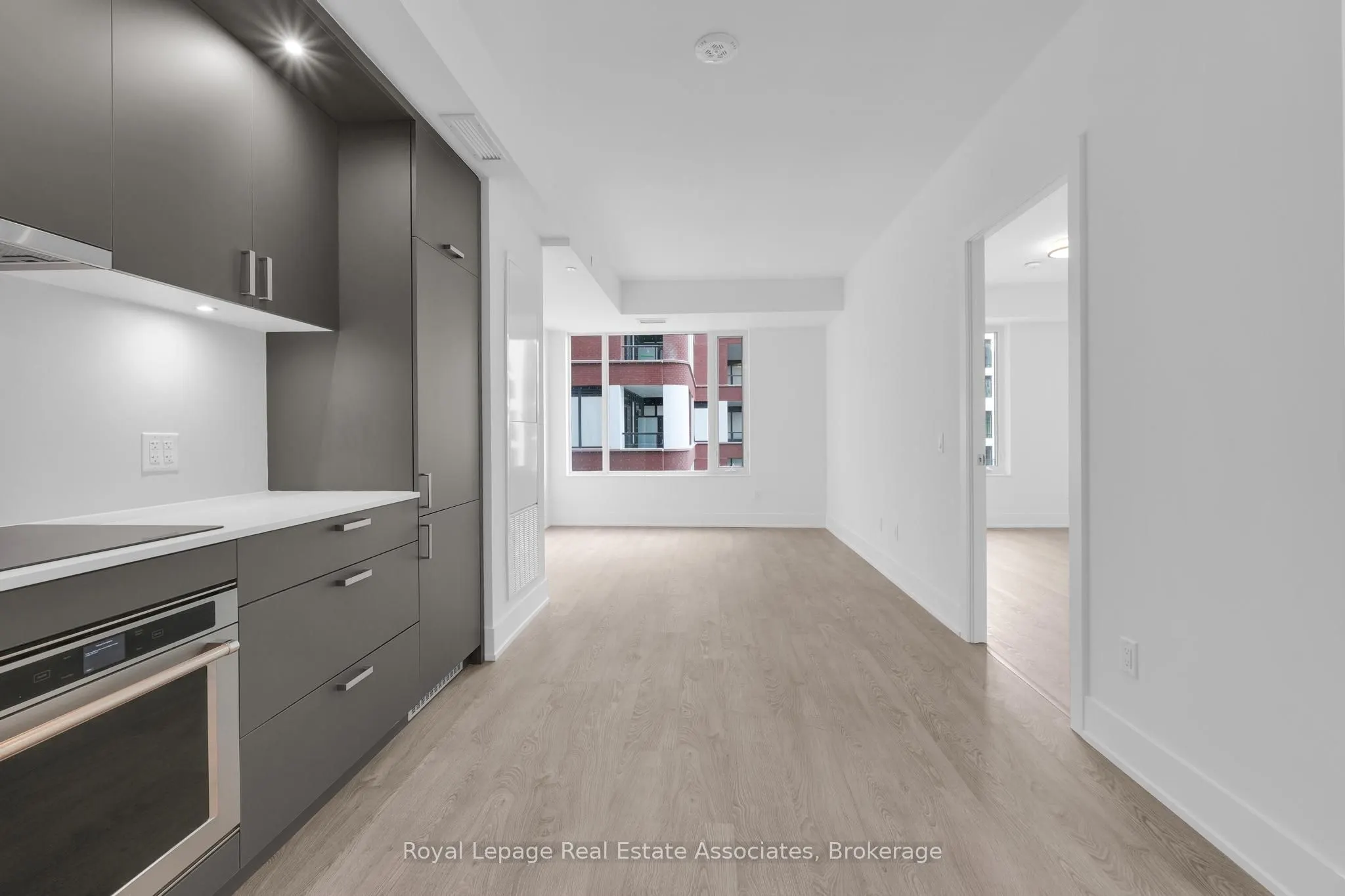 259 The Kingsway, #302