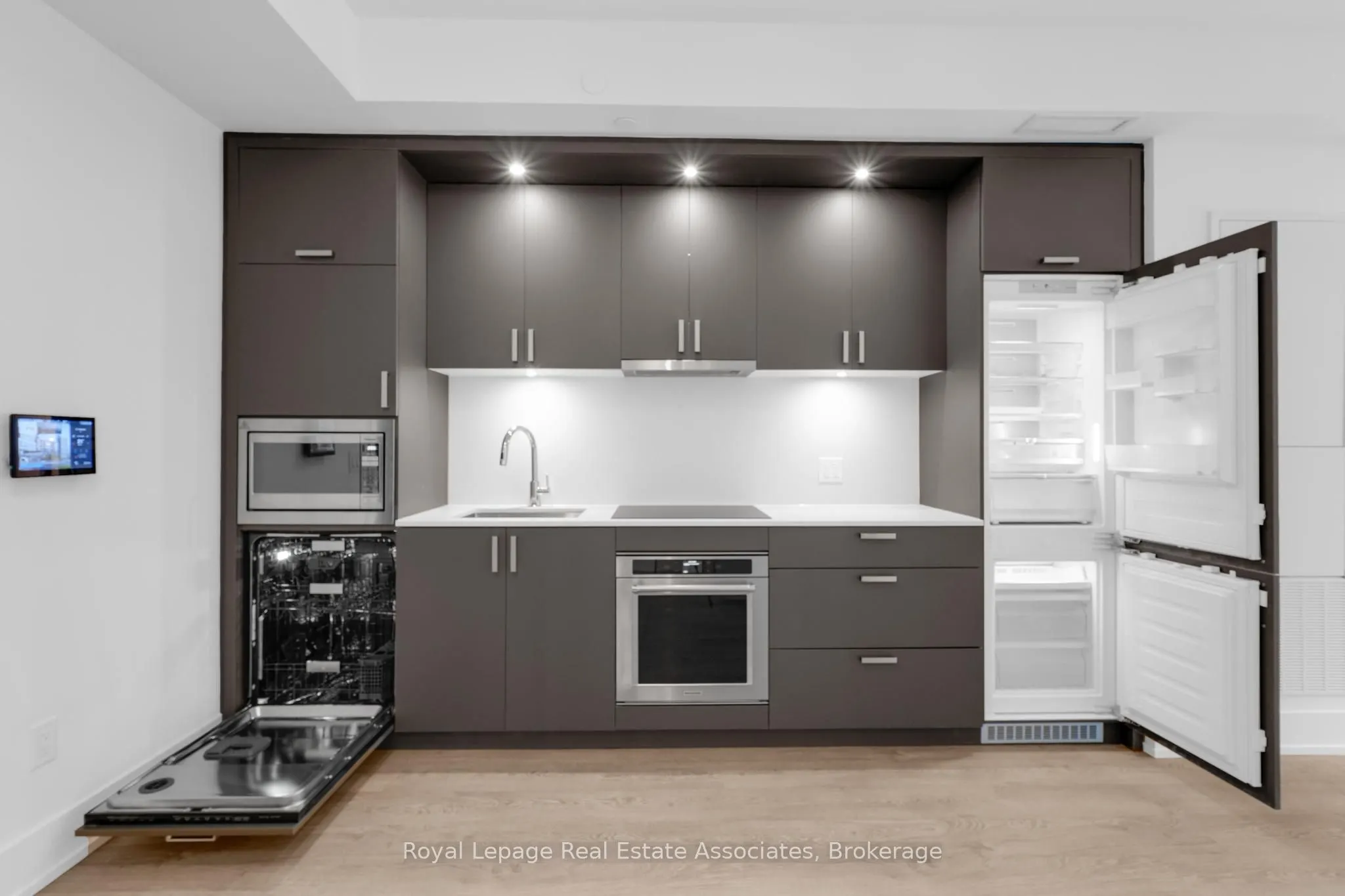 259 The Kingsway, #302