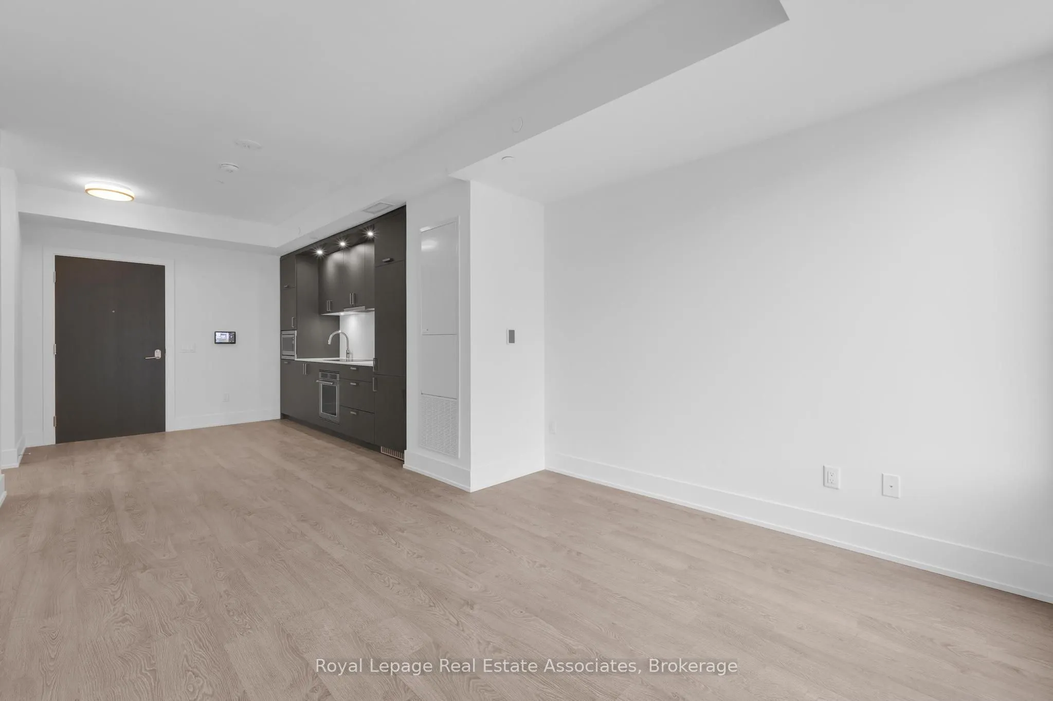 259 The Kingsway, #302