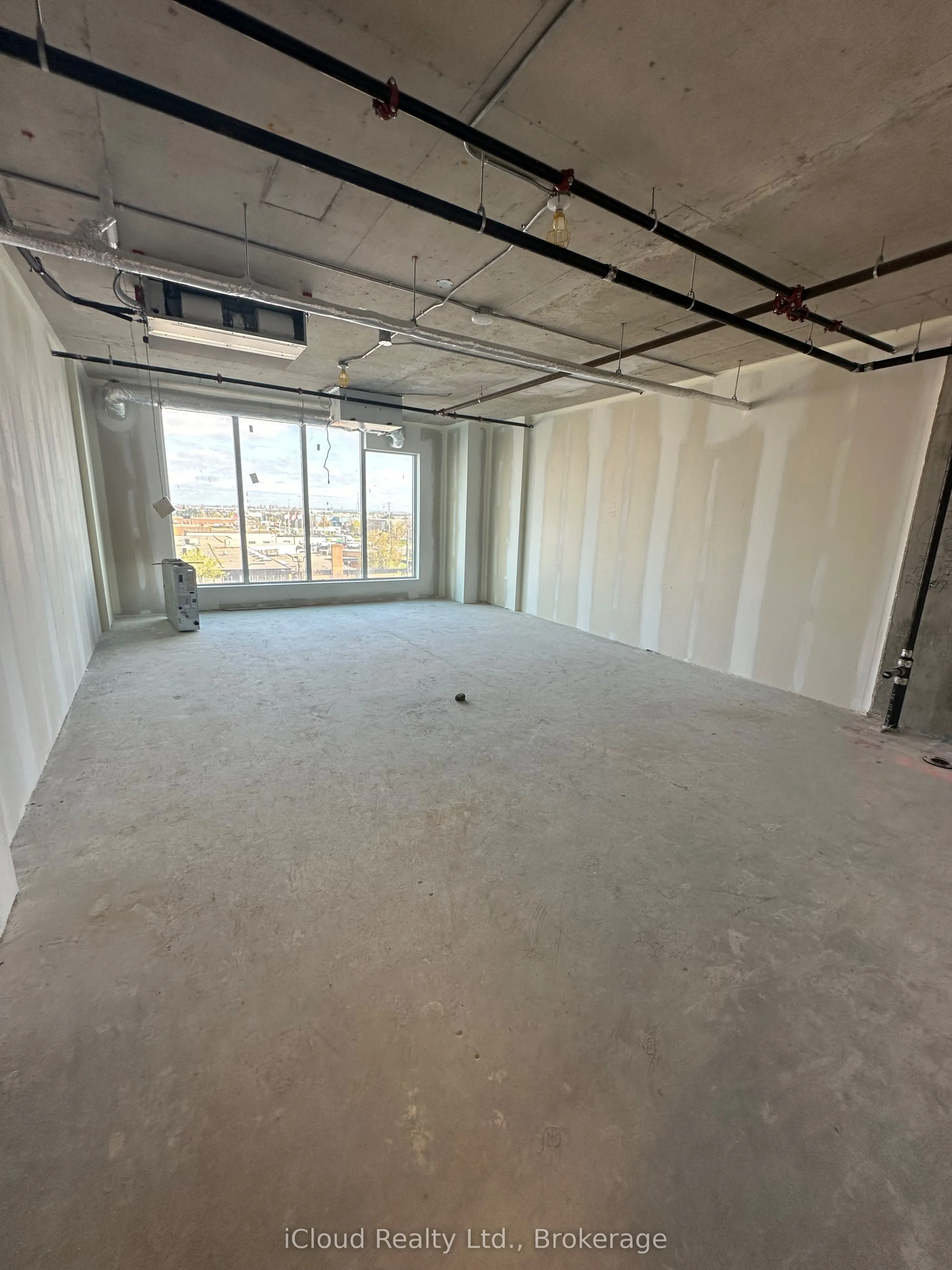 600 Dixon Road, #303