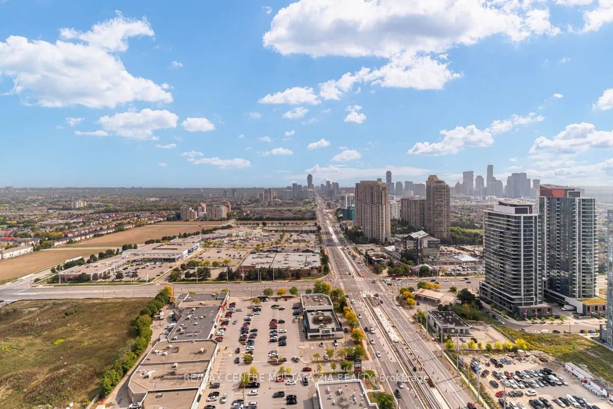 5105 Hurontario Street, #3202