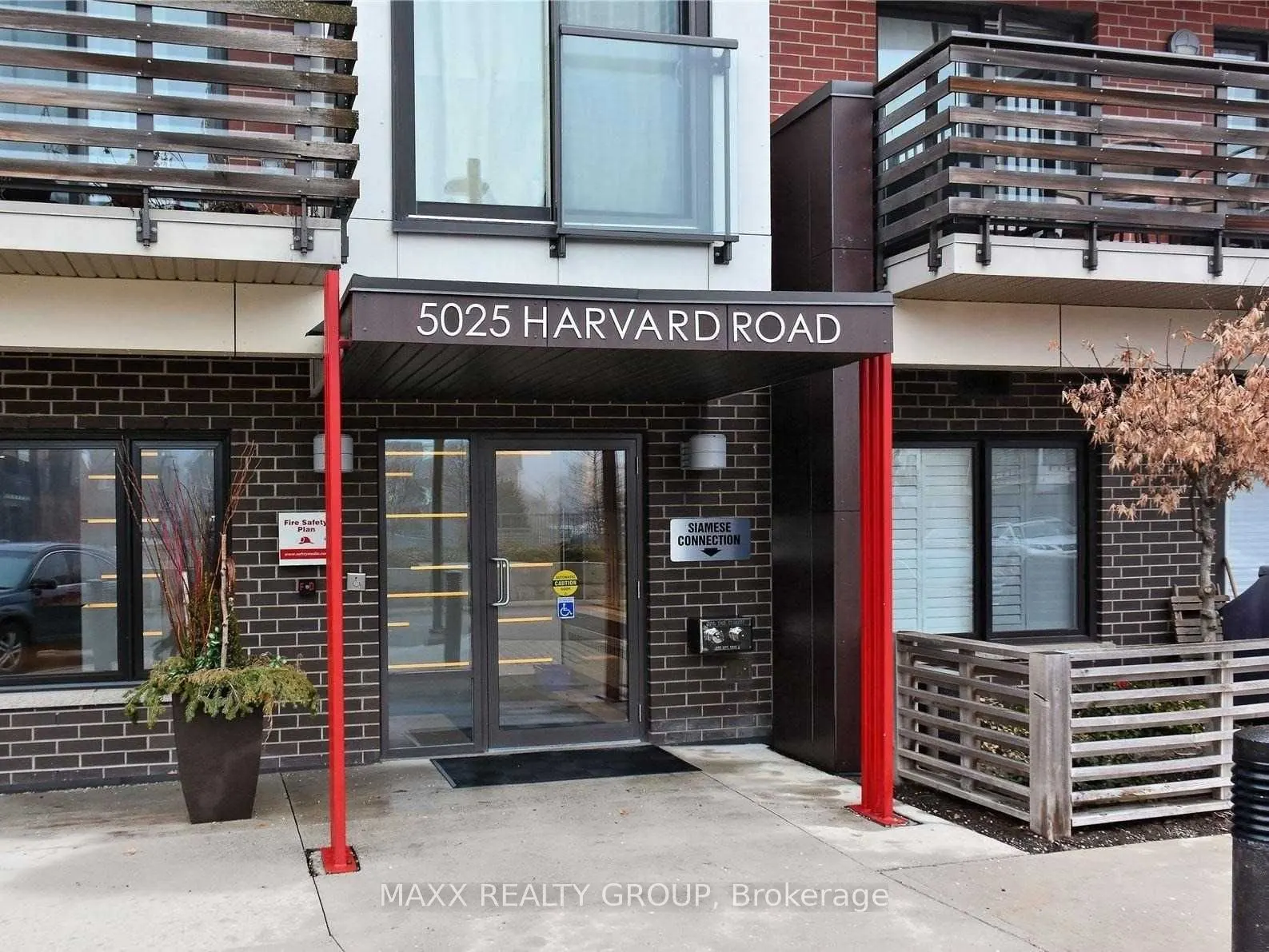 5025 Harvard Road, #404