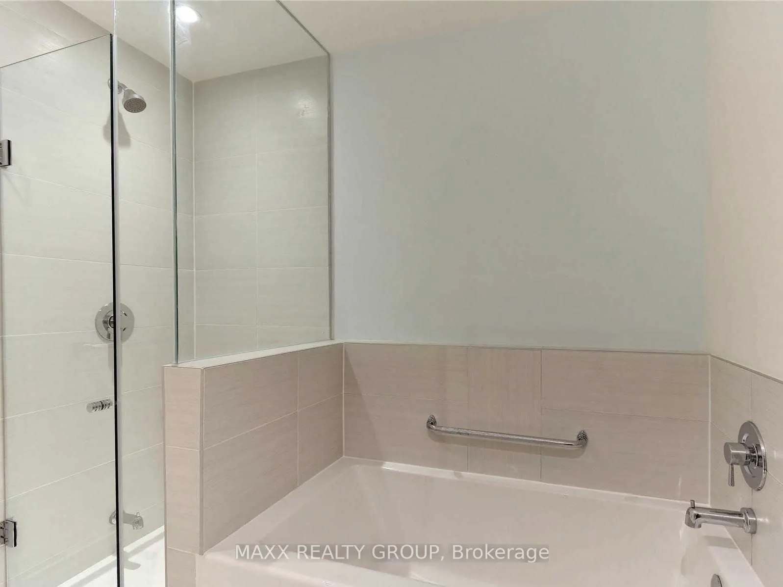 5025 Harvard Road, #404