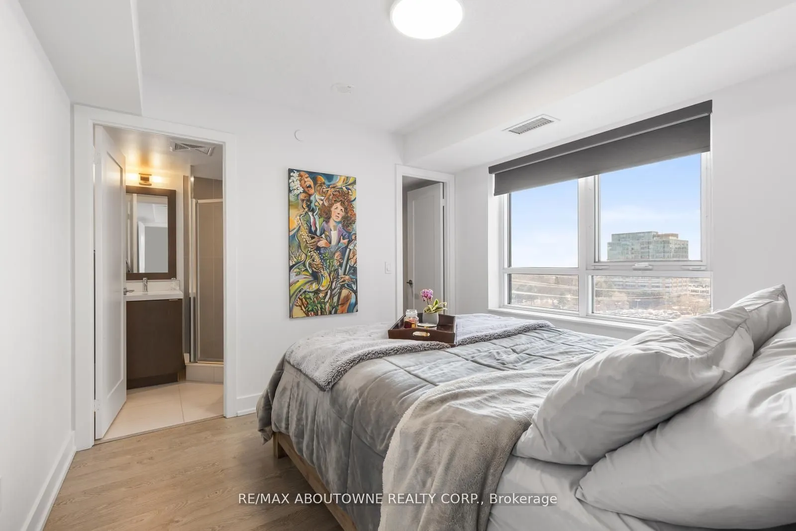 7 Mabelle Avenue, #801