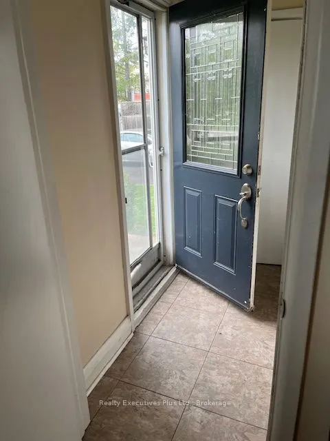 122 Hawthorne Road