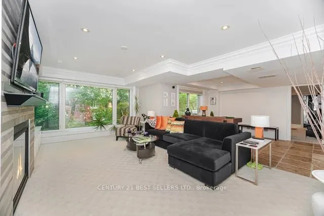 1595 Calverton Court