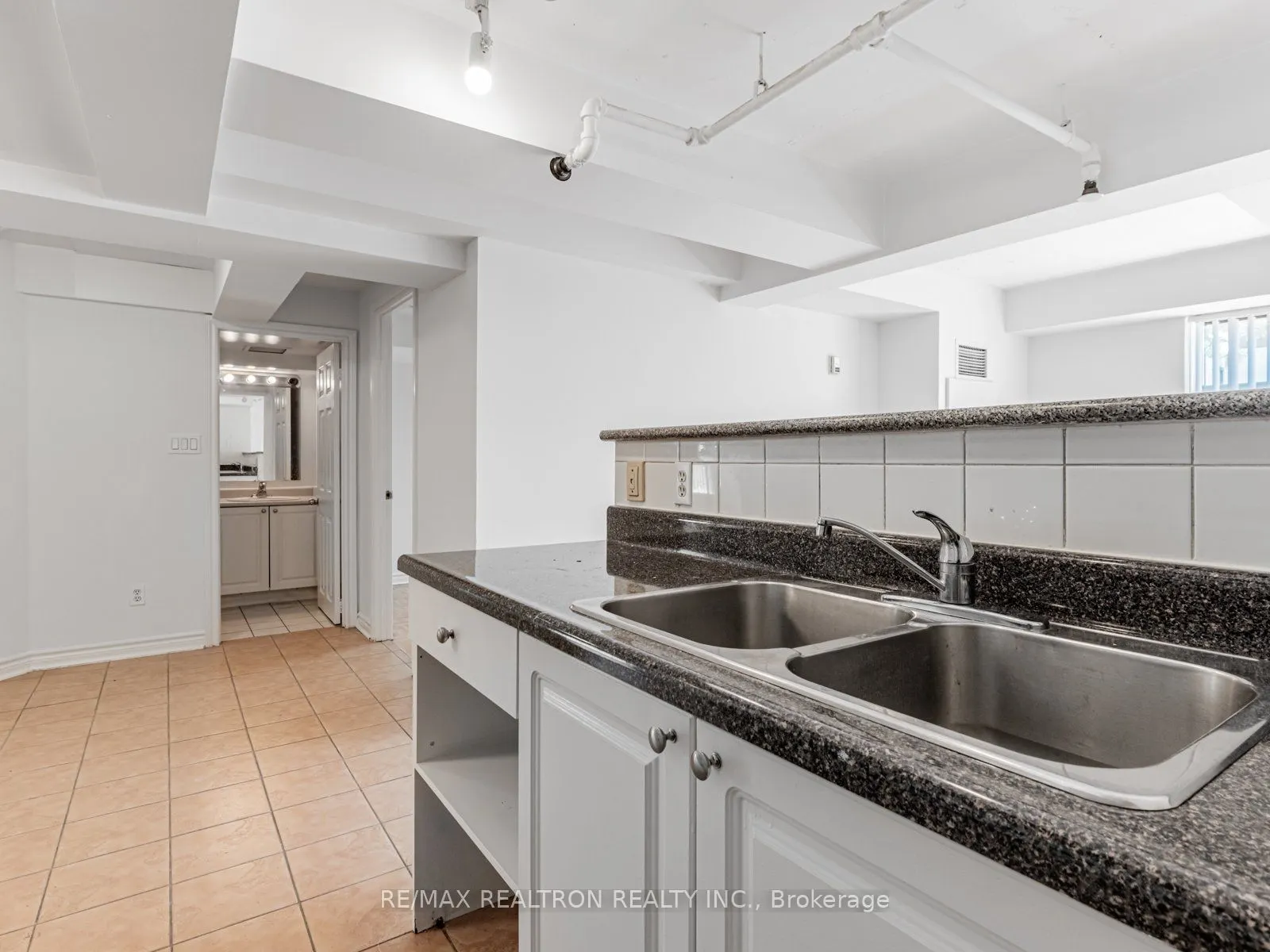 1401 Dupont Street, #131