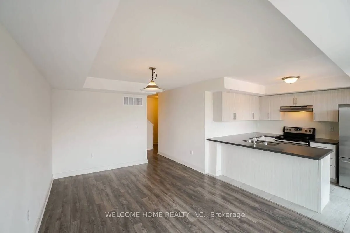 100 Dufay Road, #19