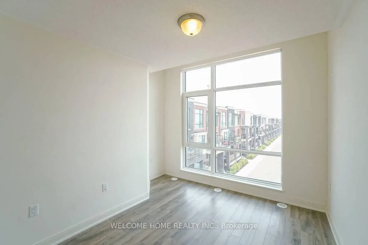 100 Dufay Road, #19