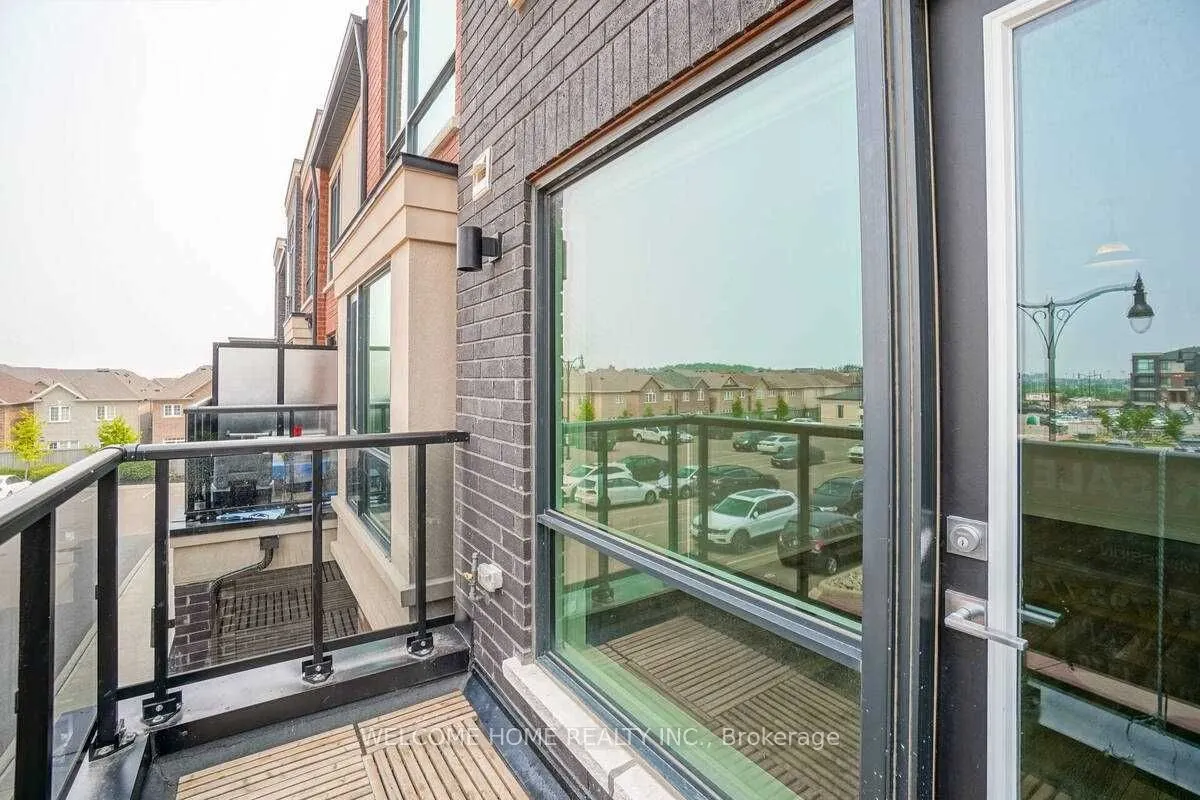 100 Dufay Road, #19