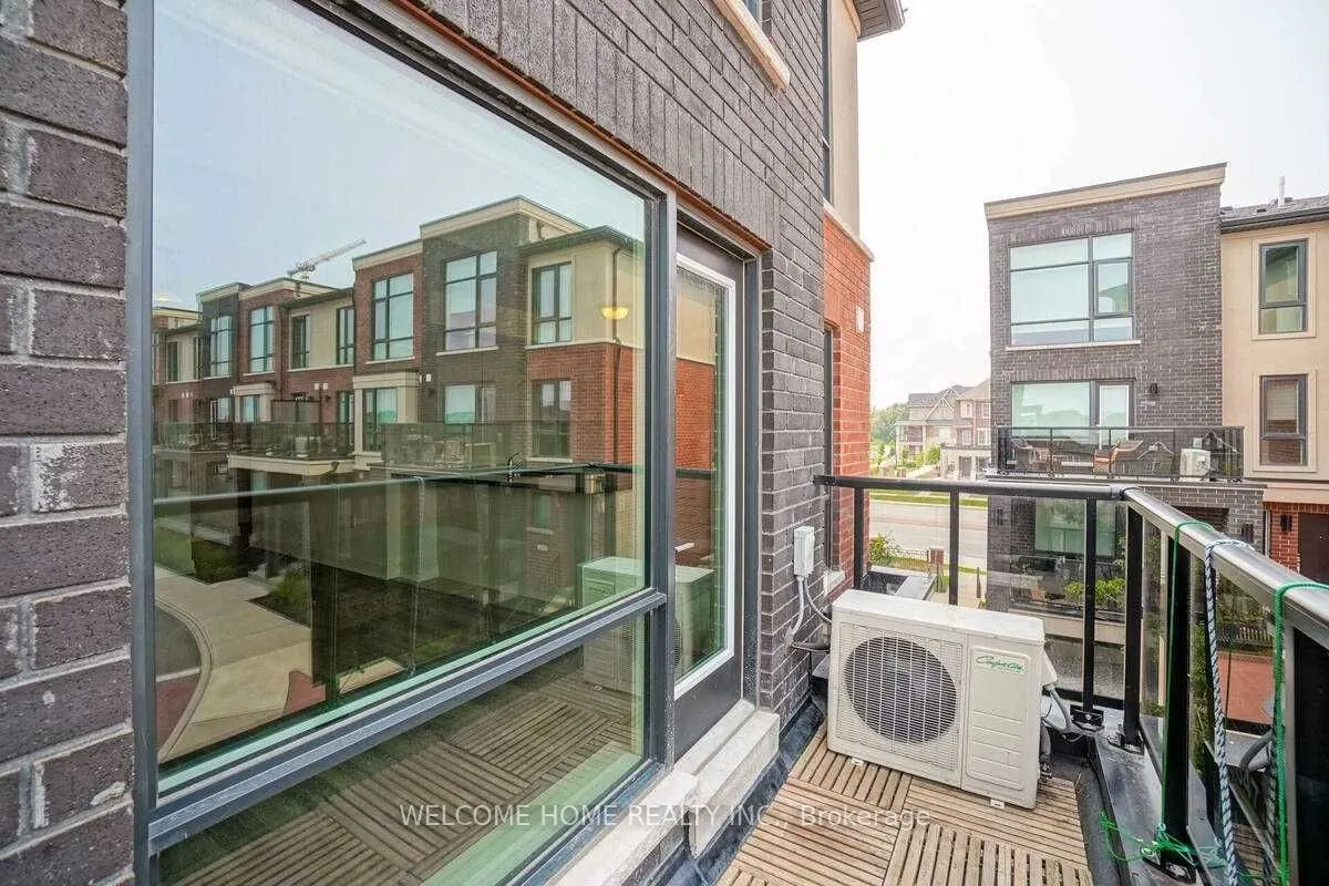 100 Dufay Road, #19