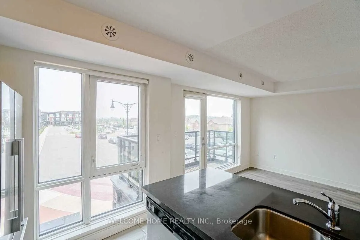 100 Dufay Road, #19