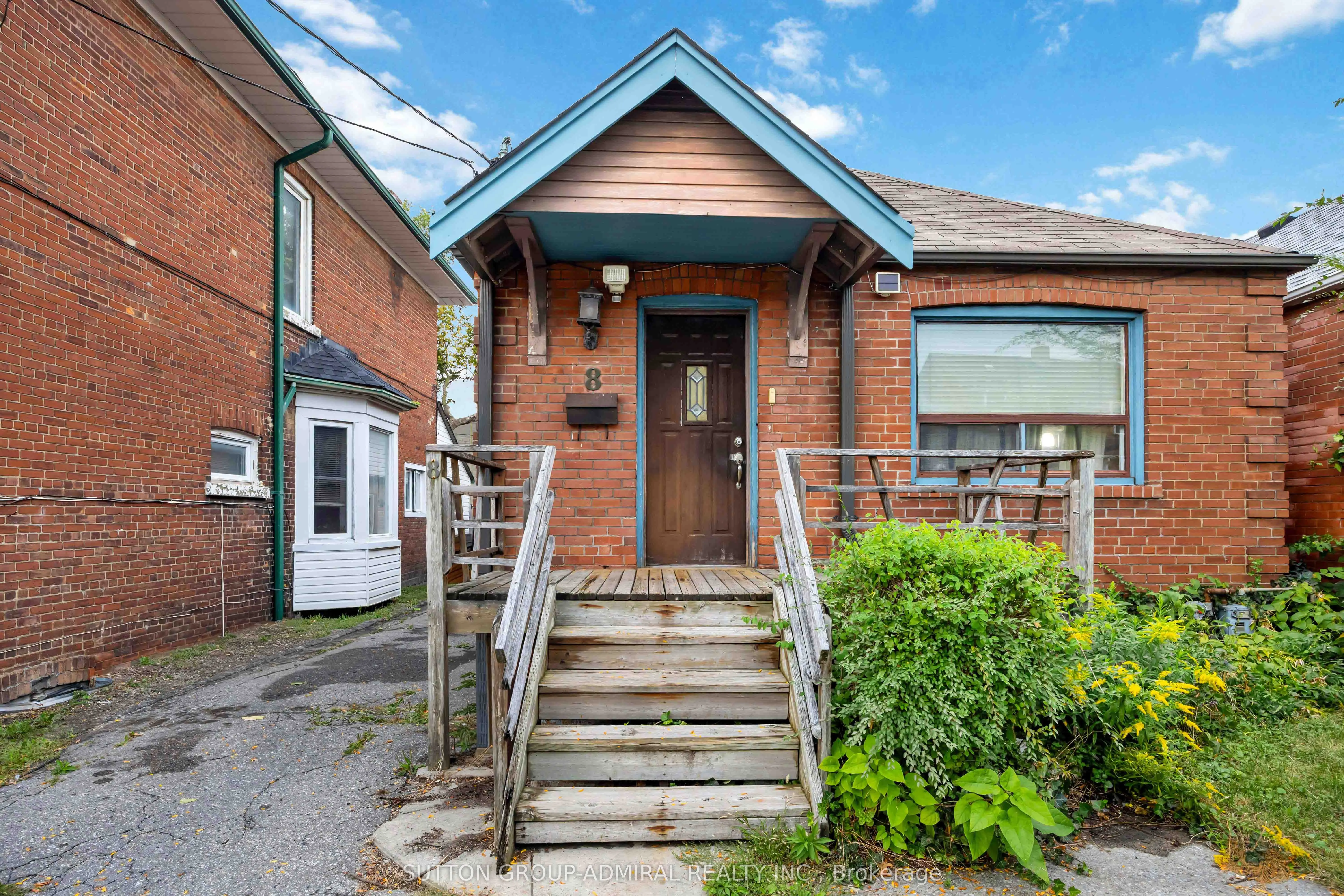 8 Cobalt Street