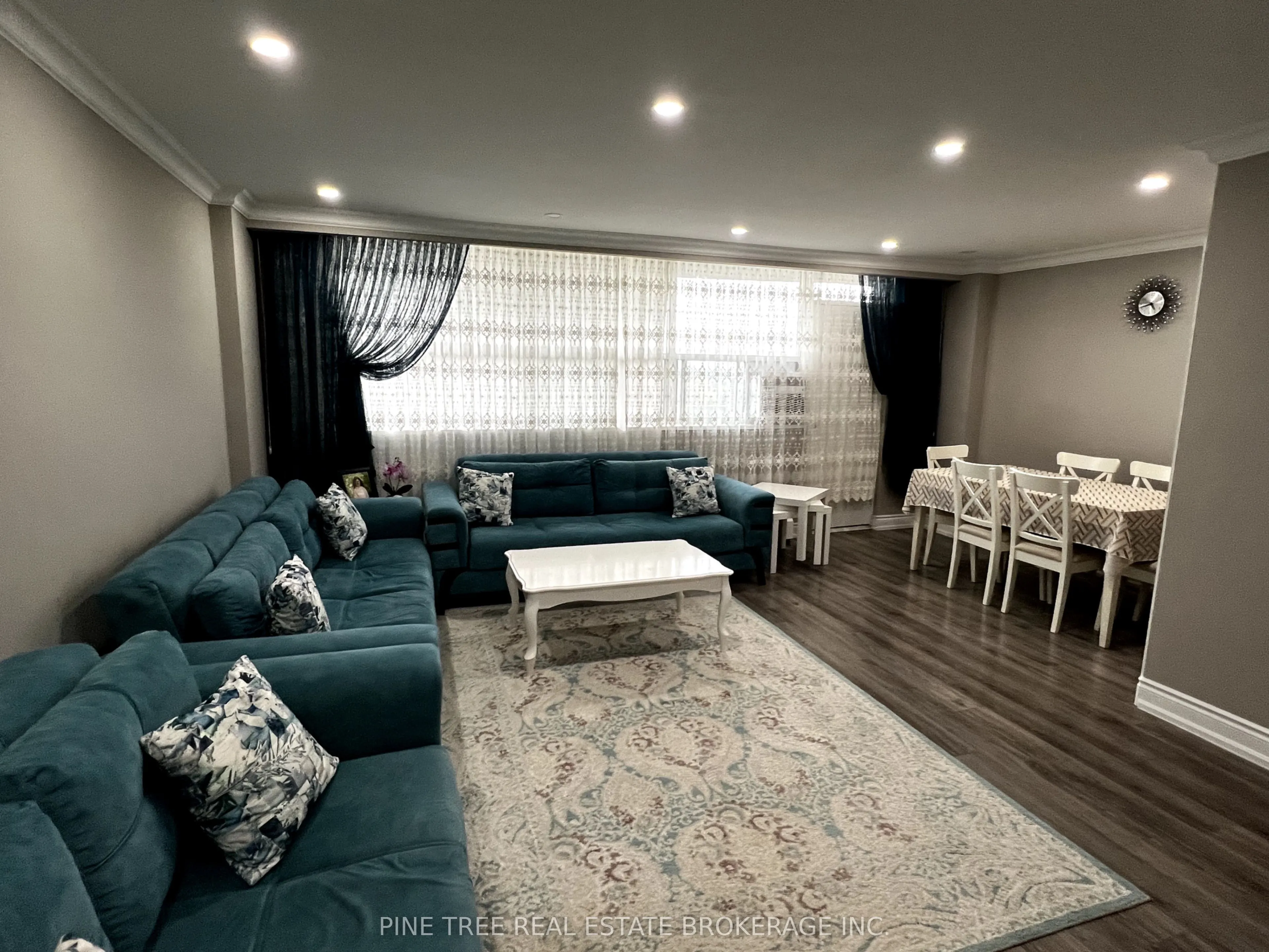 80 Grandravine Drive, #816