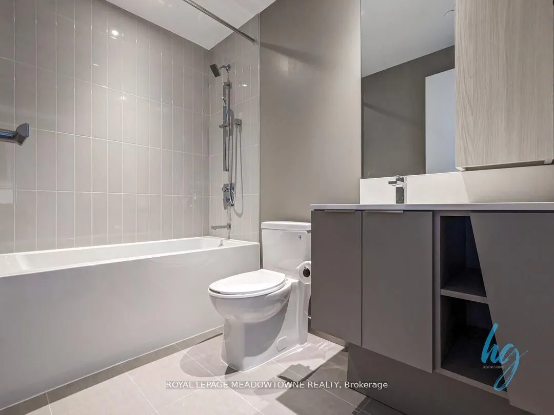 3900 Confederation Parkway, #702