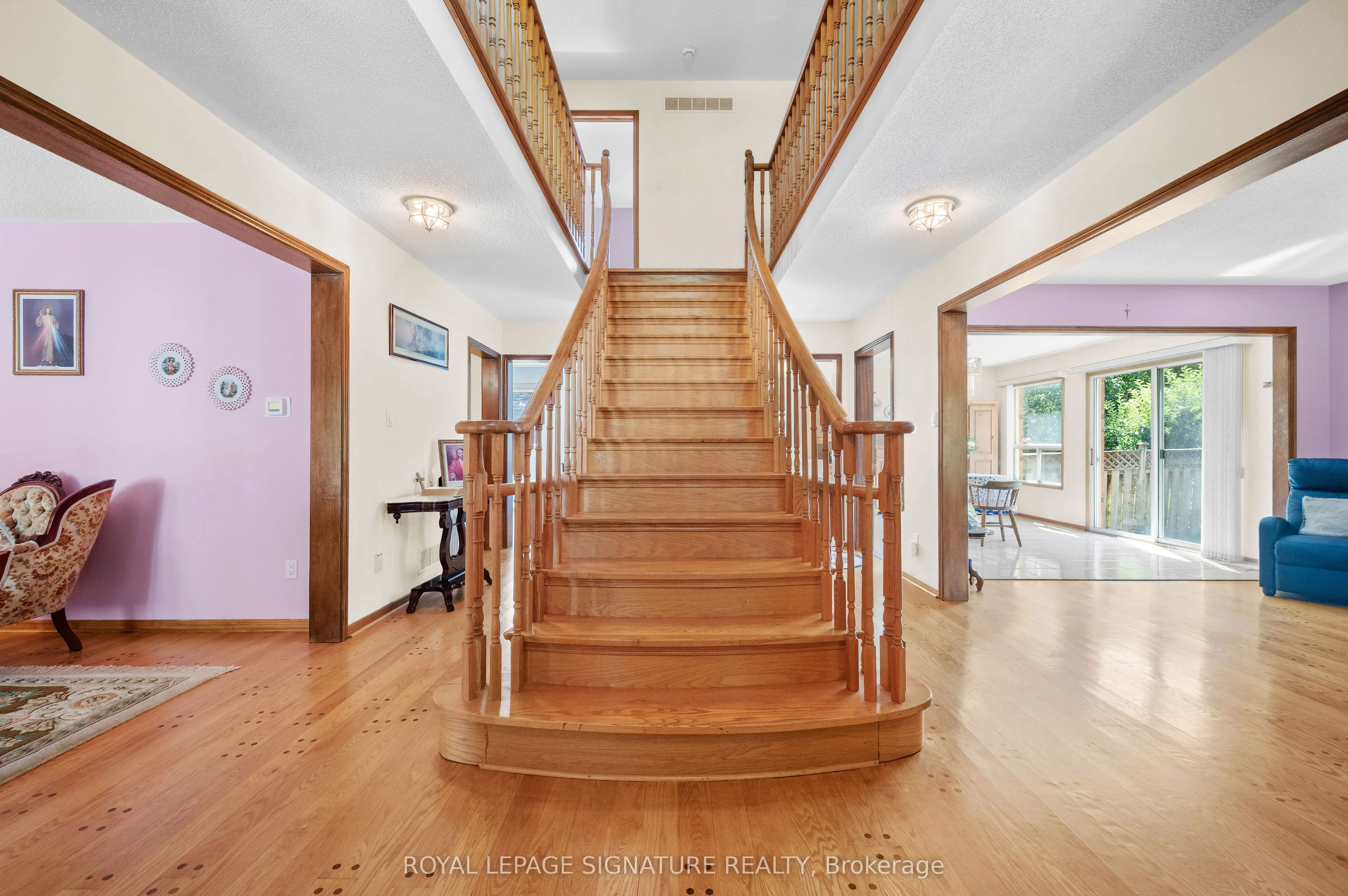 2921 Caradoc Lane