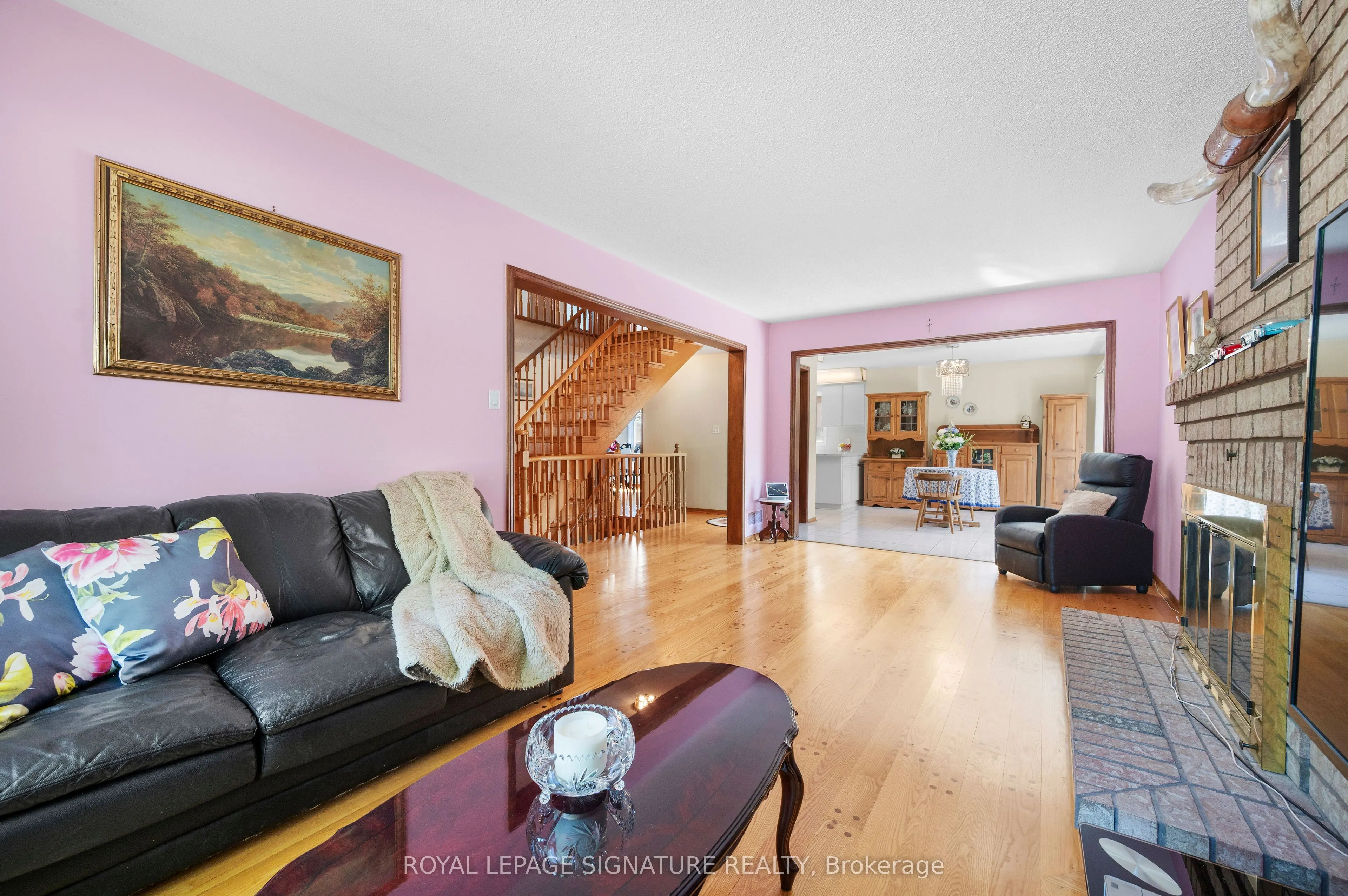 2921 Caradoc Lane
