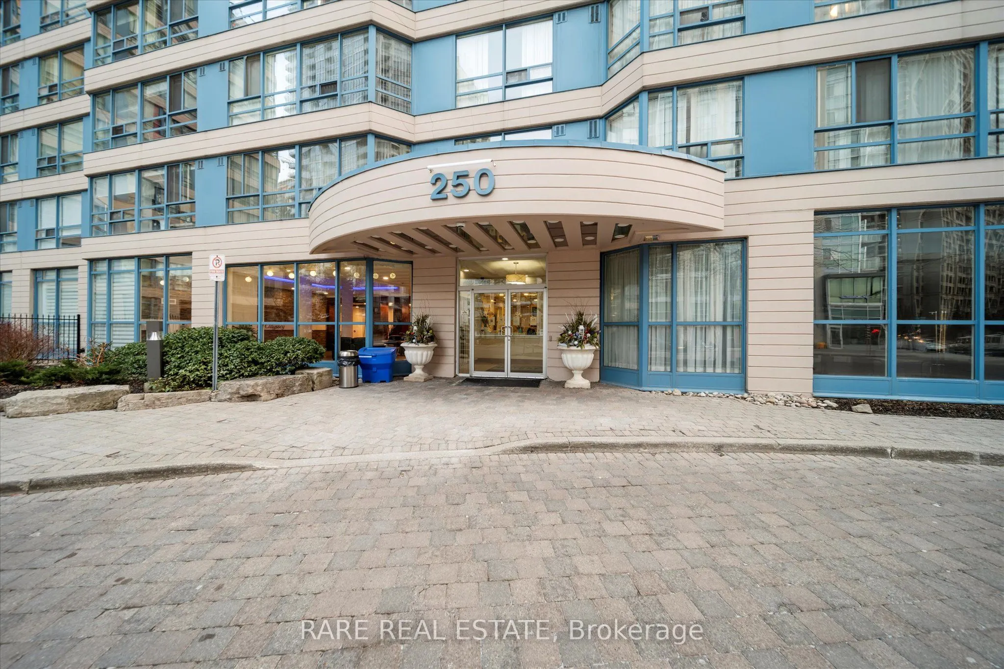 250 Webb Drive, #513
