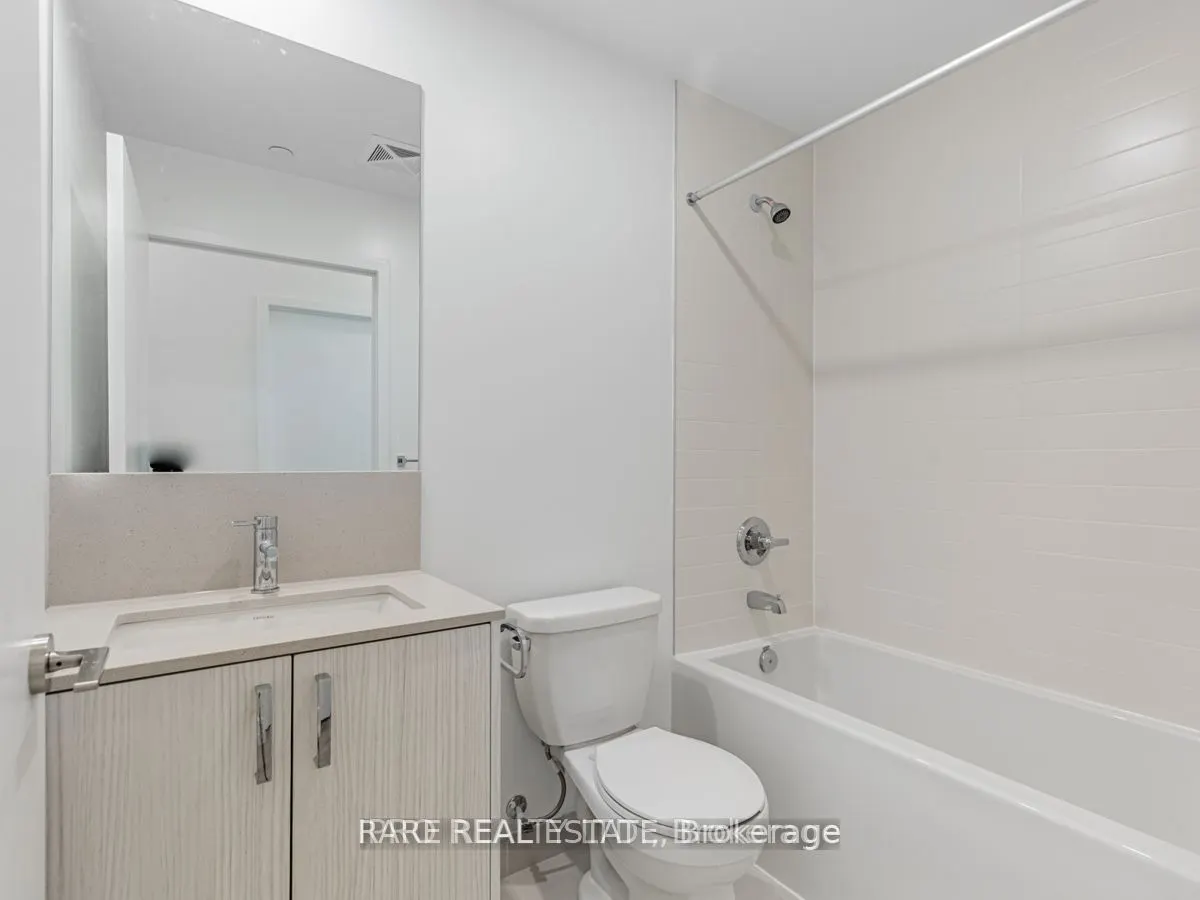 1787 St. Clair Avenue, #823