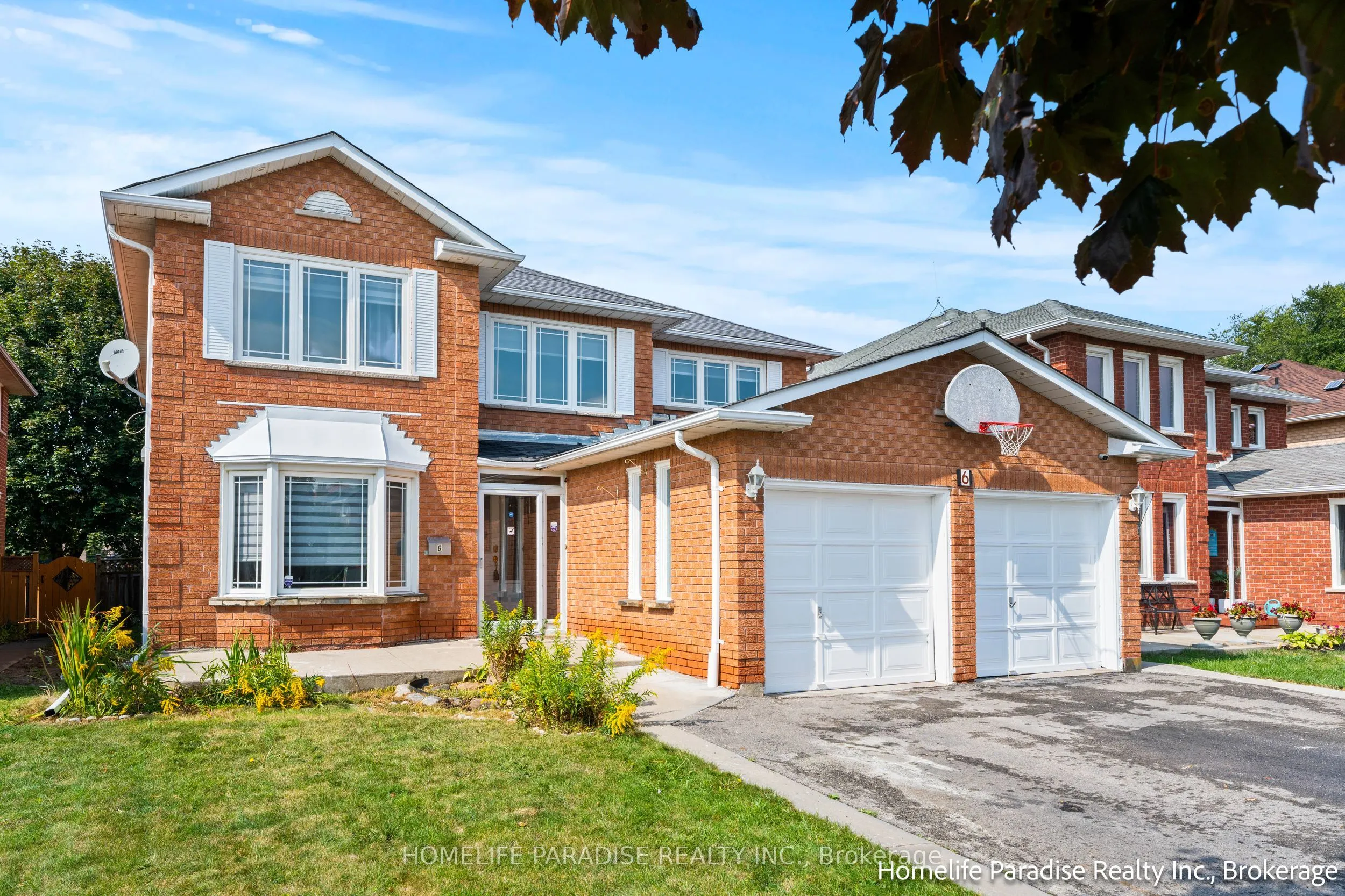 6 Ivy Lea Court