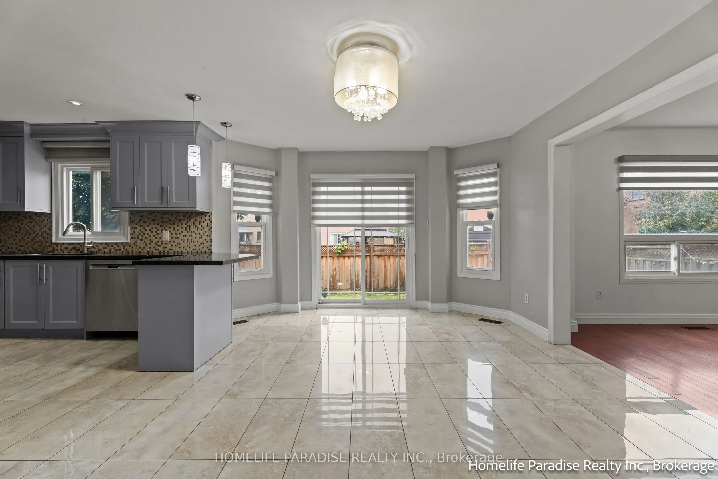 6 Ivy Lea Court
