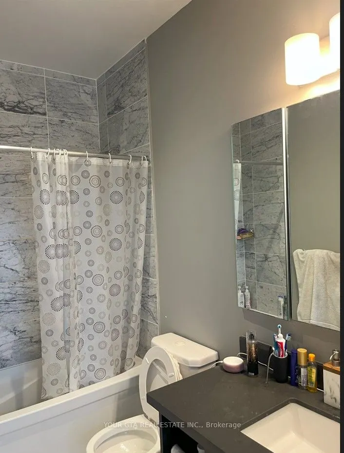 2212 Lake Shore Blvd W Boulevard, #PH05