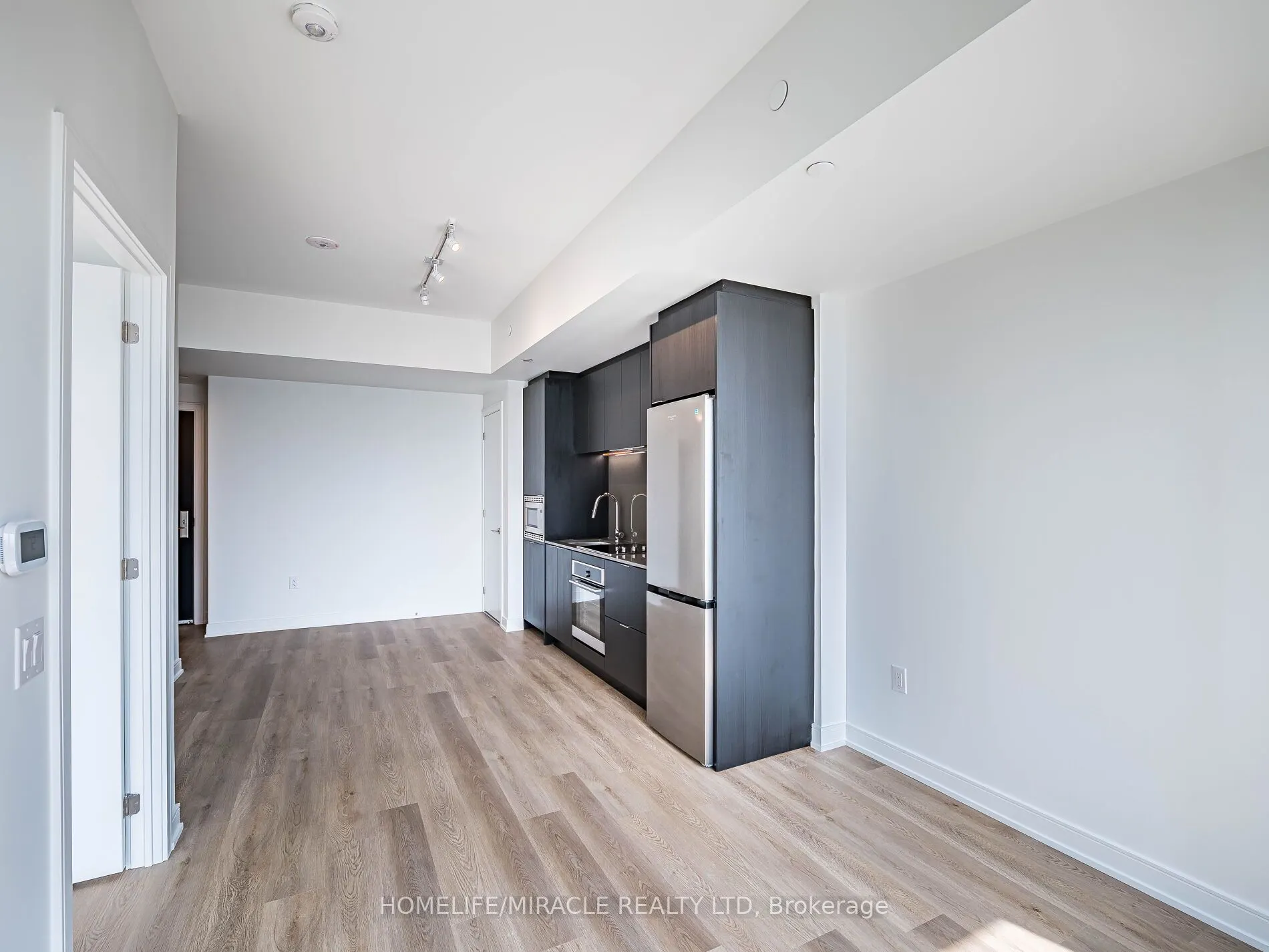3009 Novar Road, #1804