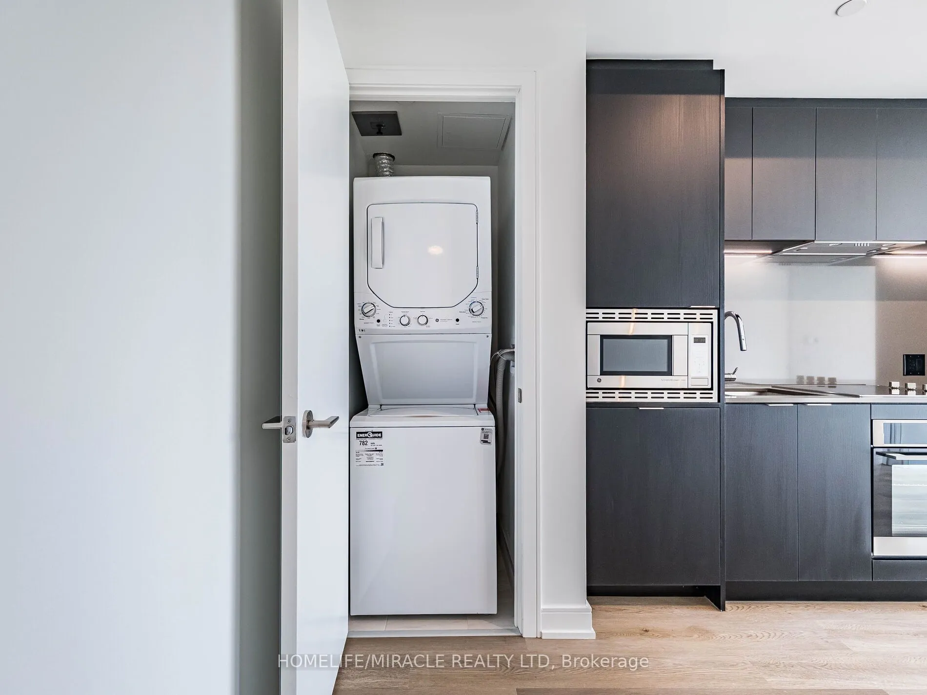 3009 Novar Road, #1804