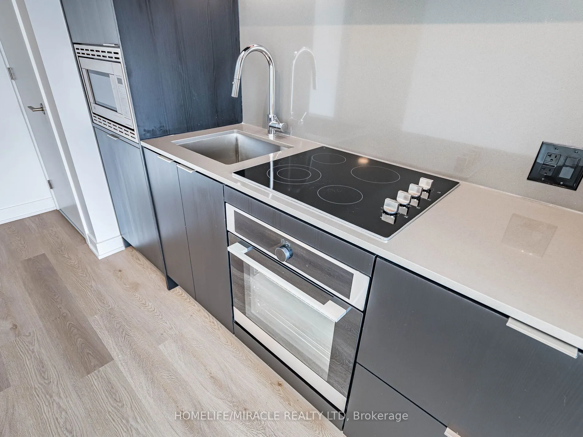 3009 Novar Road, #1804