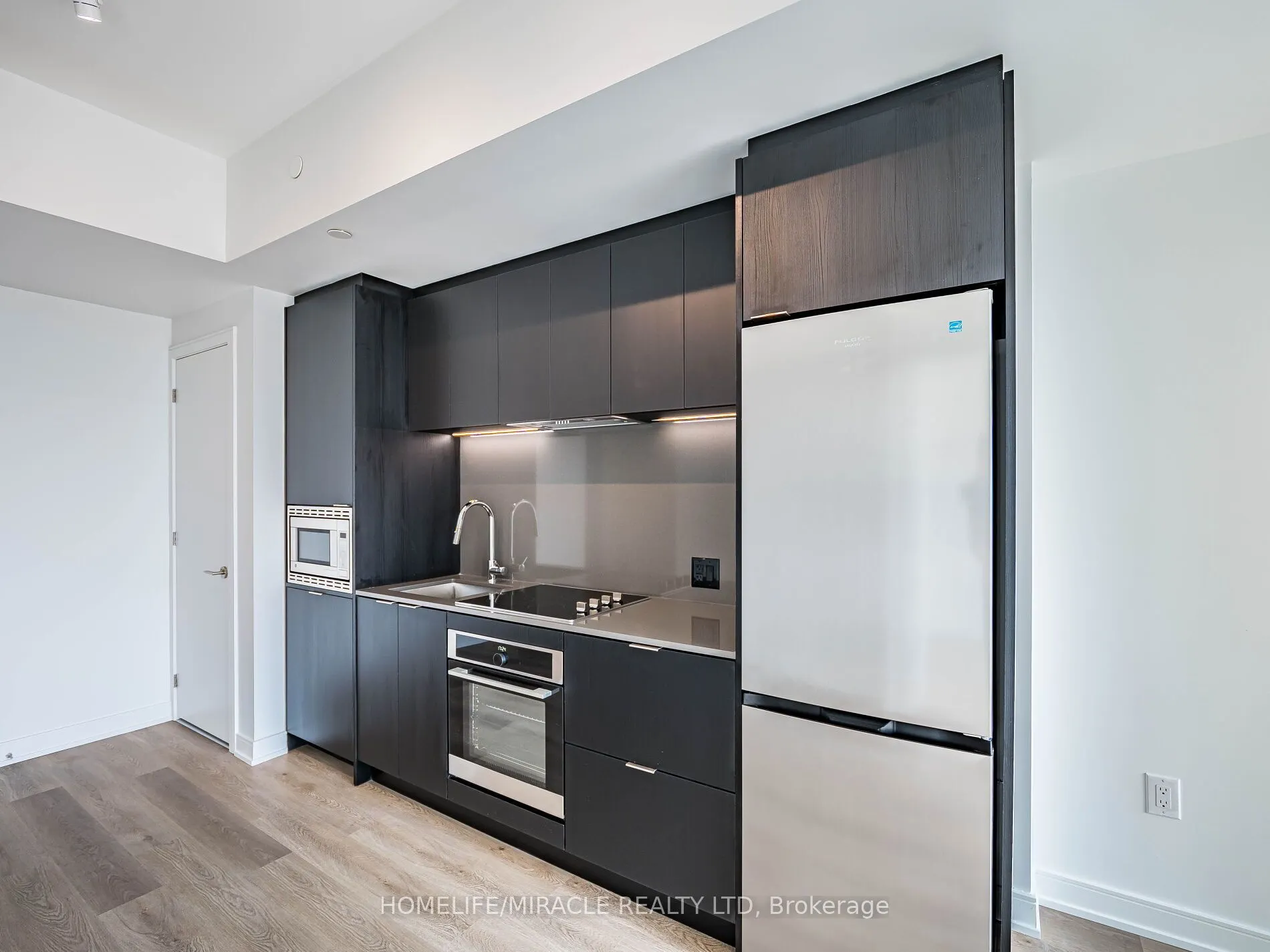 3009 Novar Road, #1804