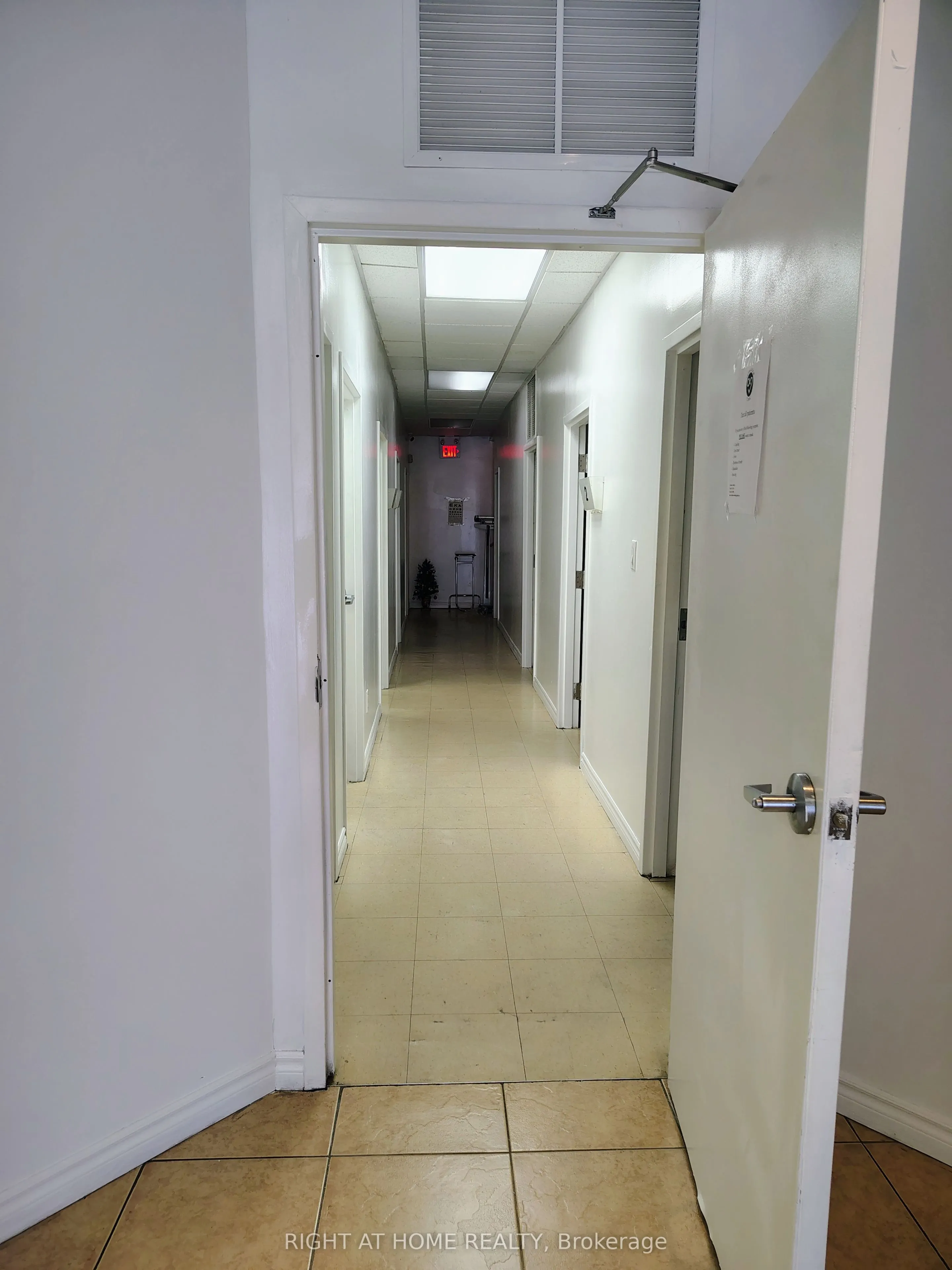 1254 Bloor Street W, #Main