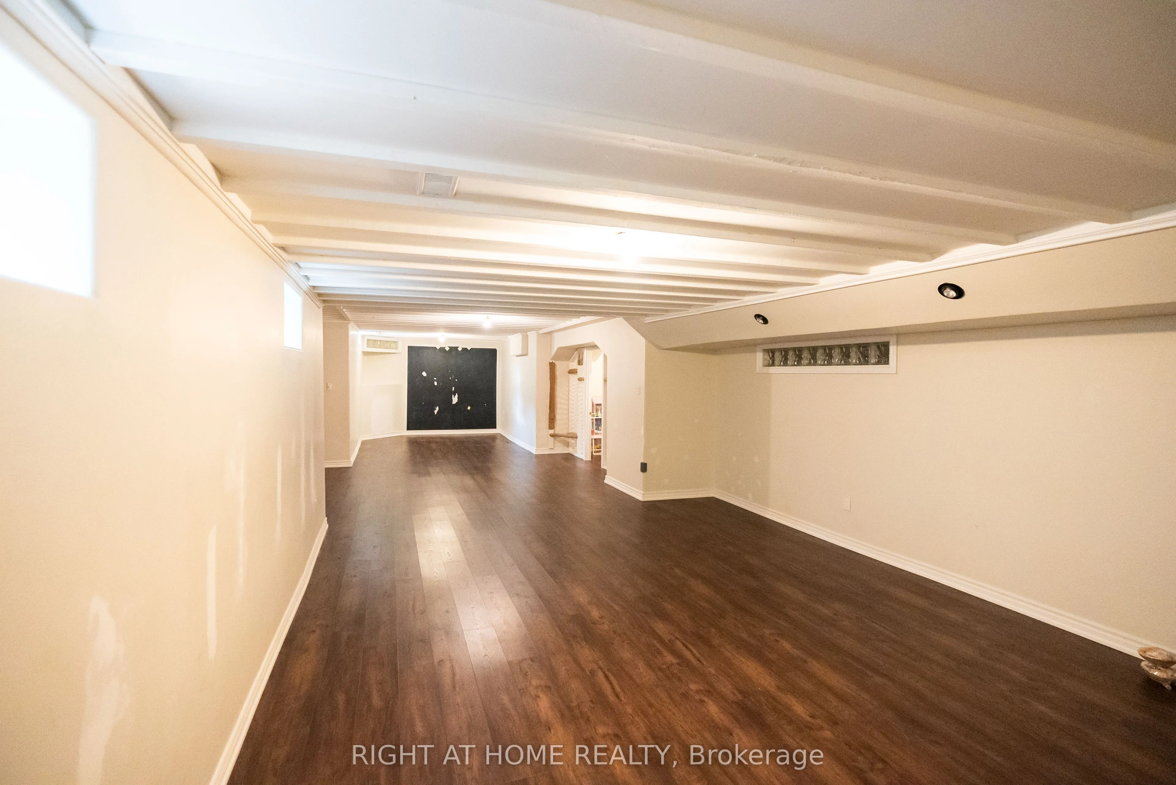 2427 Erin Centre Boulevard