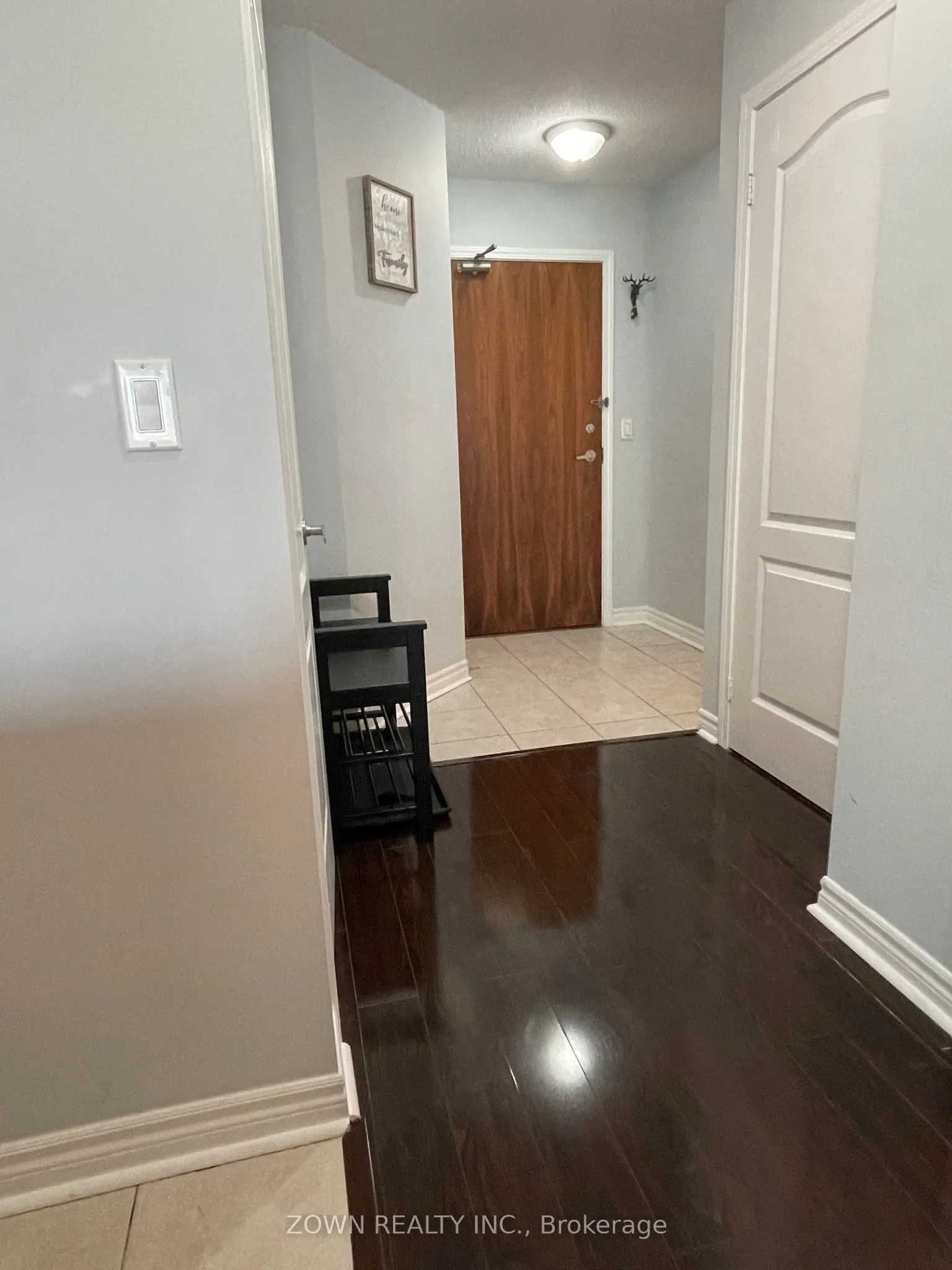 33 Elm Drive W, #813