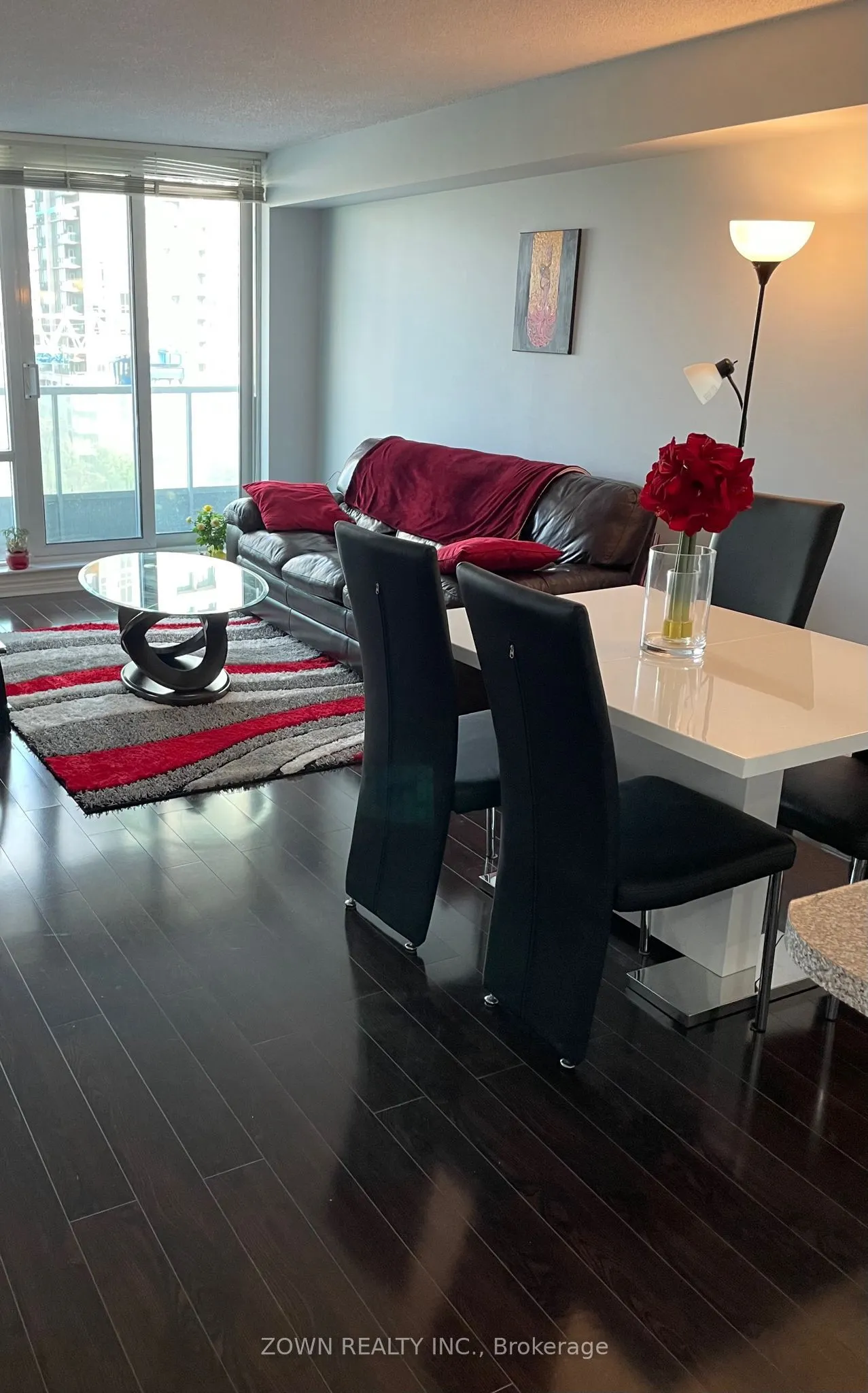 33 Elm Drive W, #813