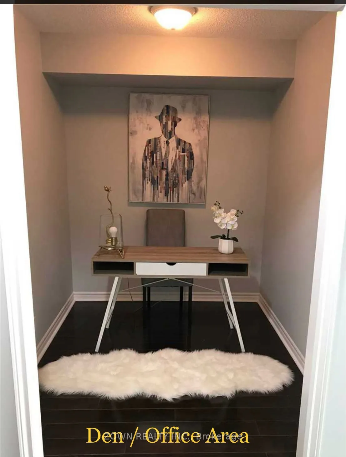33 Elm Drive W, #813