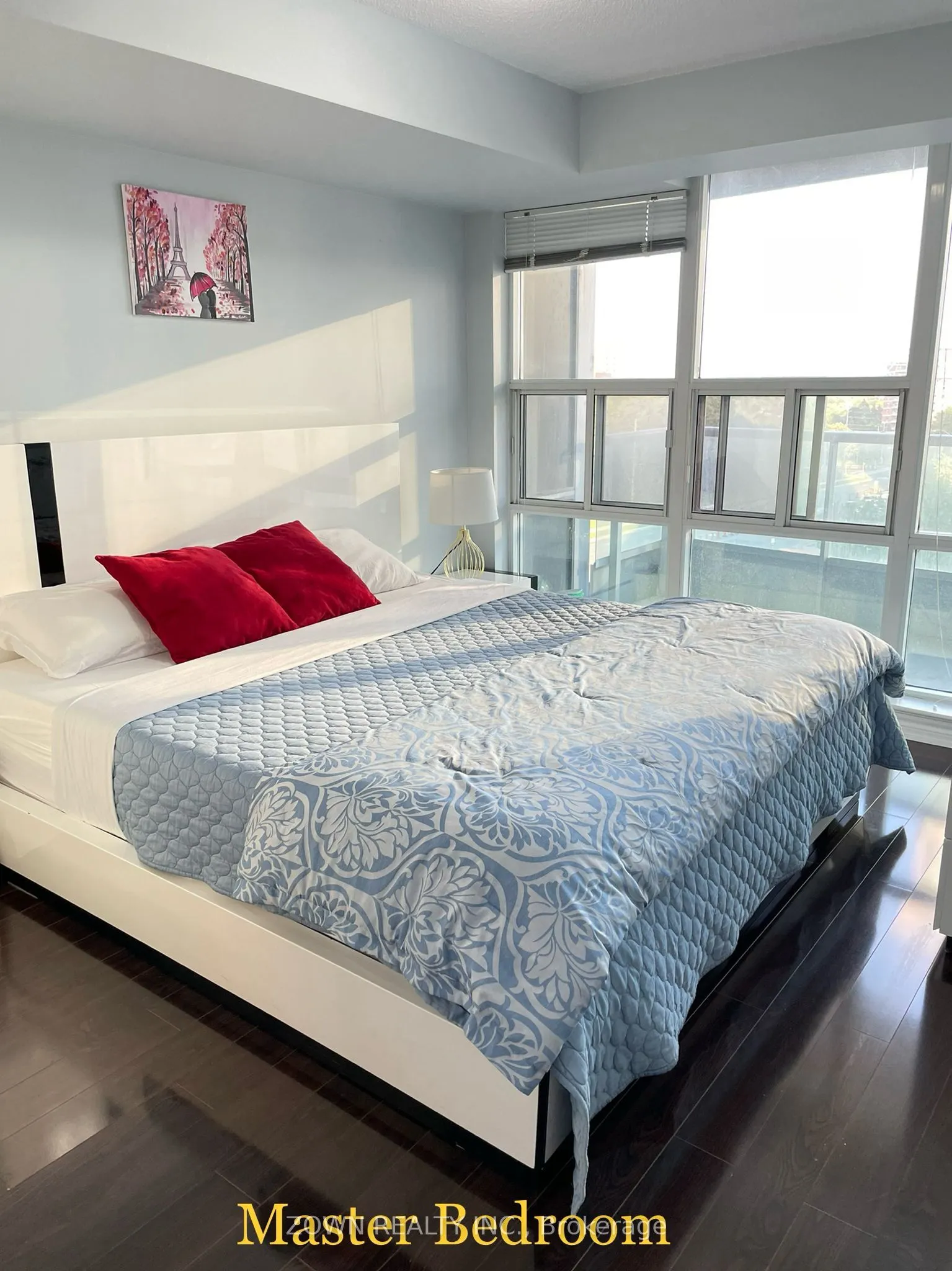 33 Elm Drive W, #813