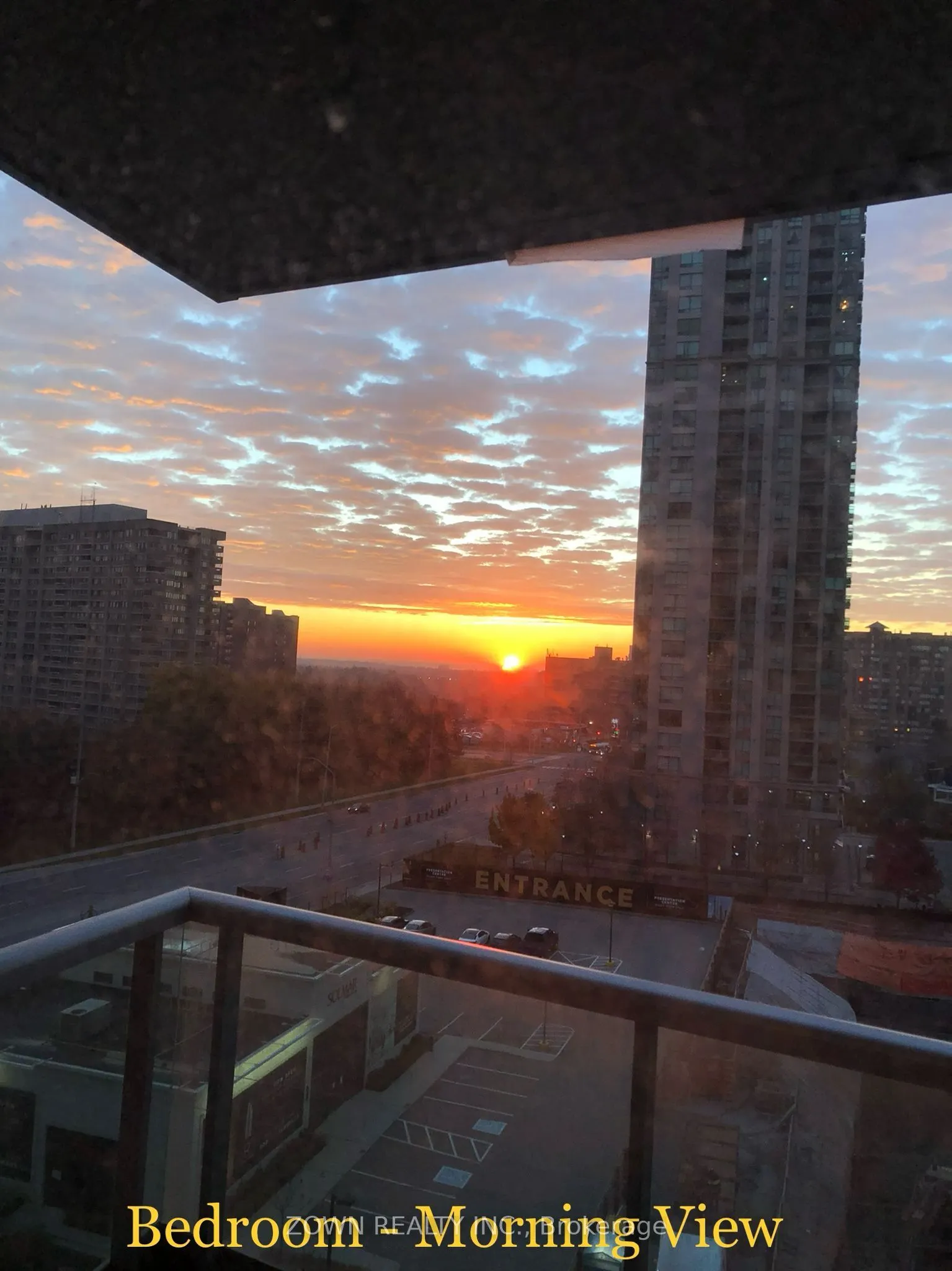 33 Elm Drive W, #813