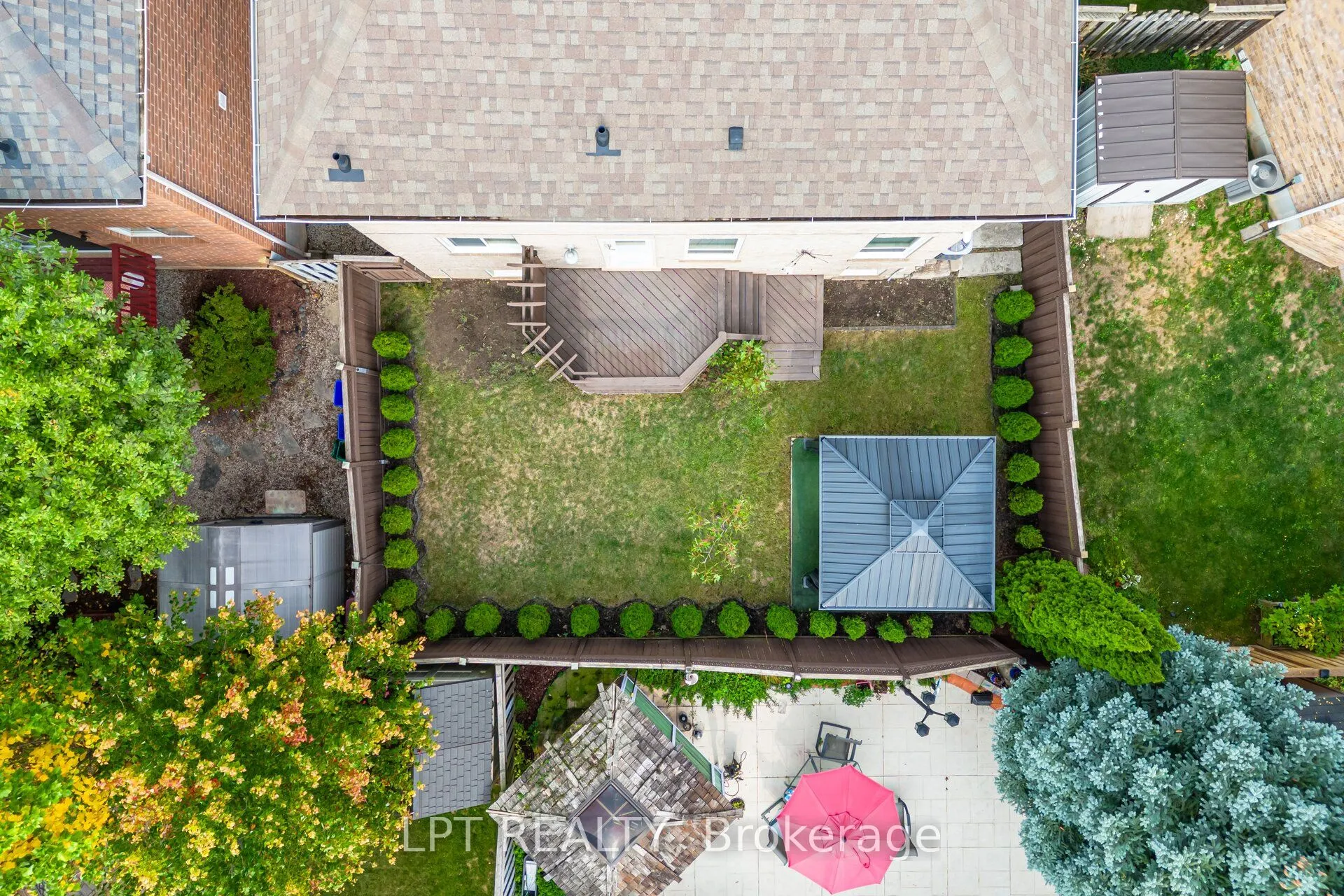 2270 Dunforest Crescent