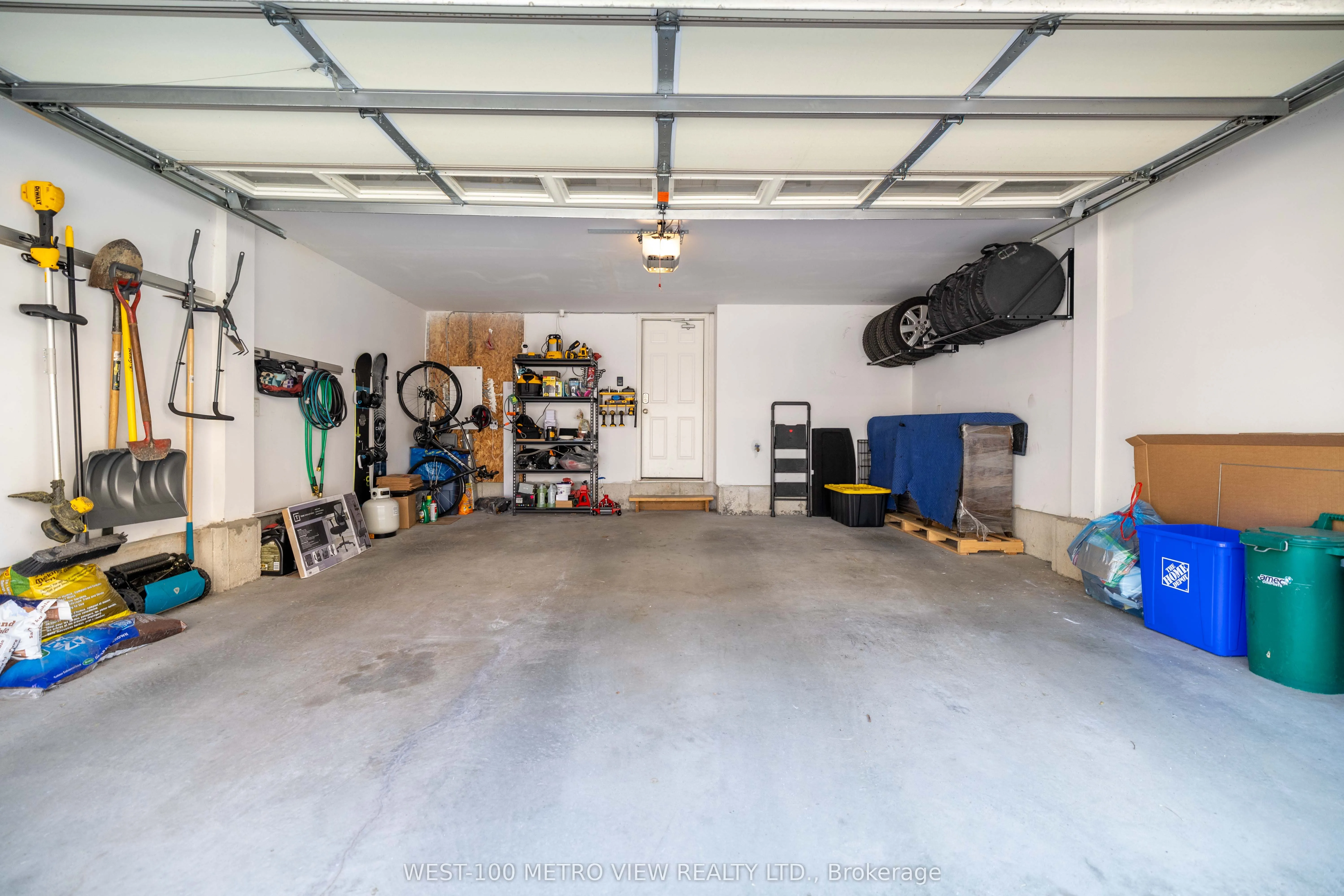 3141 Ernest Appelbe Boulevard