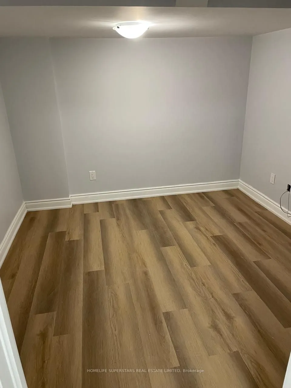 274 Oxbow Crescent, #Walk Out Basement