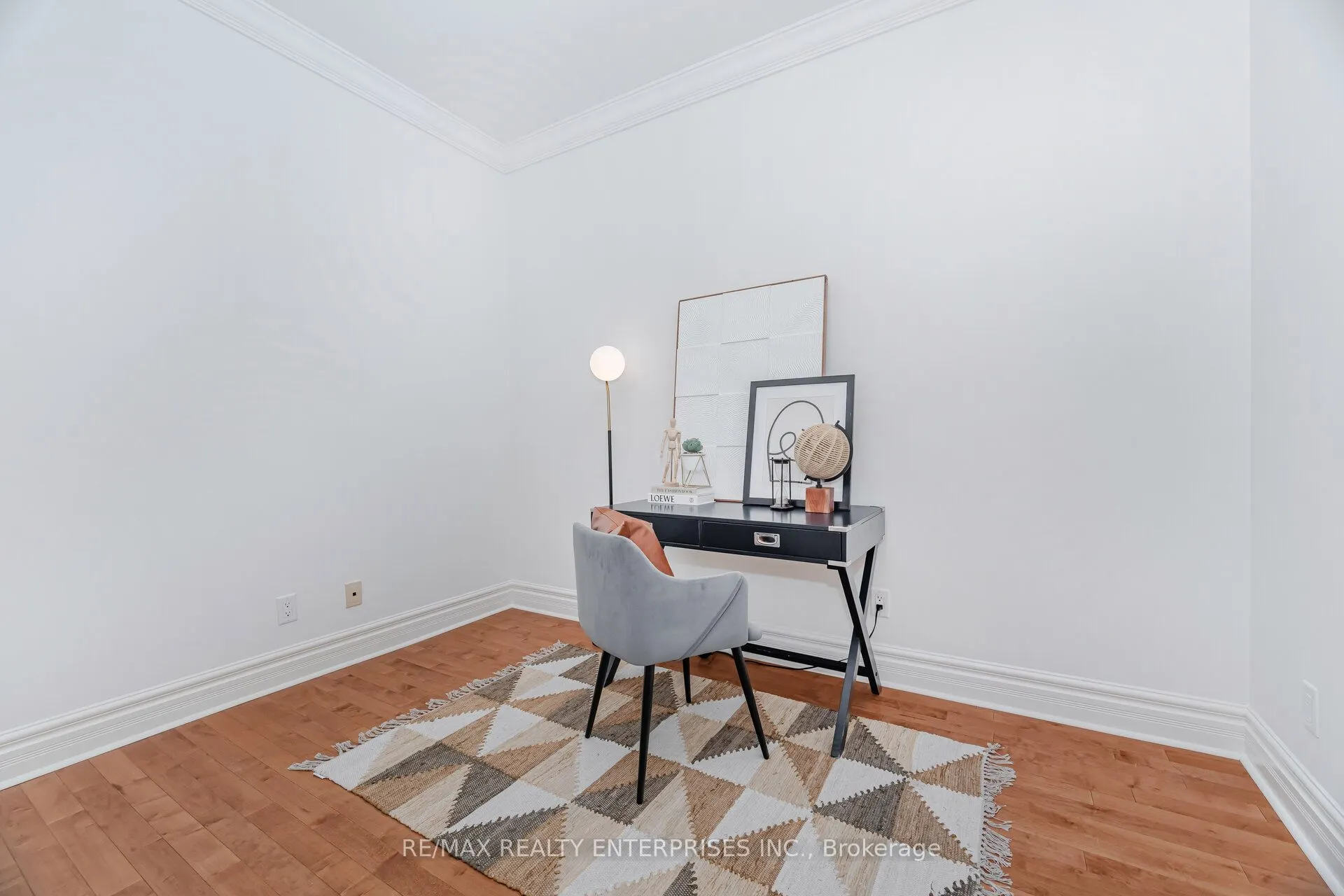 2662 Bloor Street W, #PH-1108