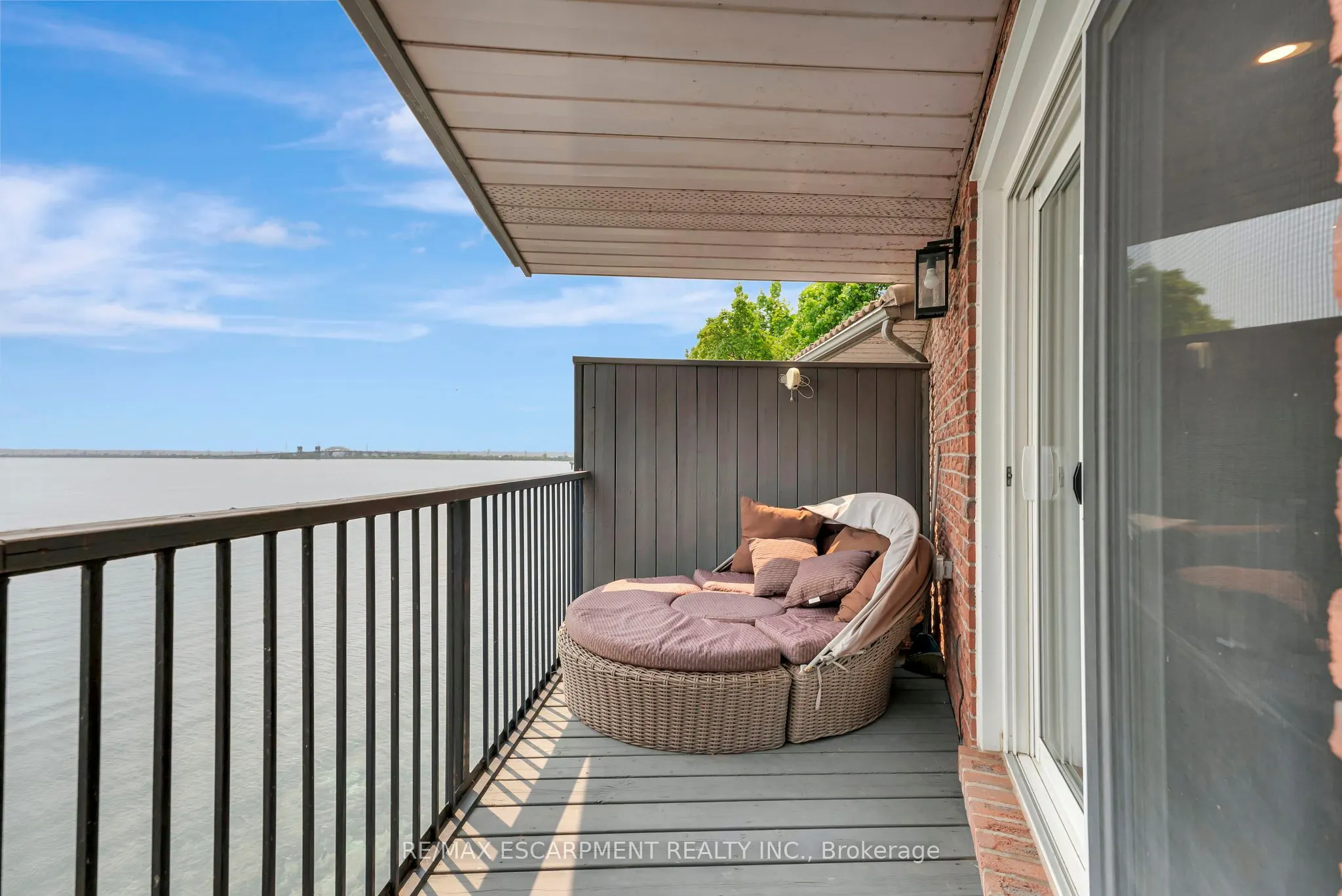 2136 Old Lakeshore Road, #3